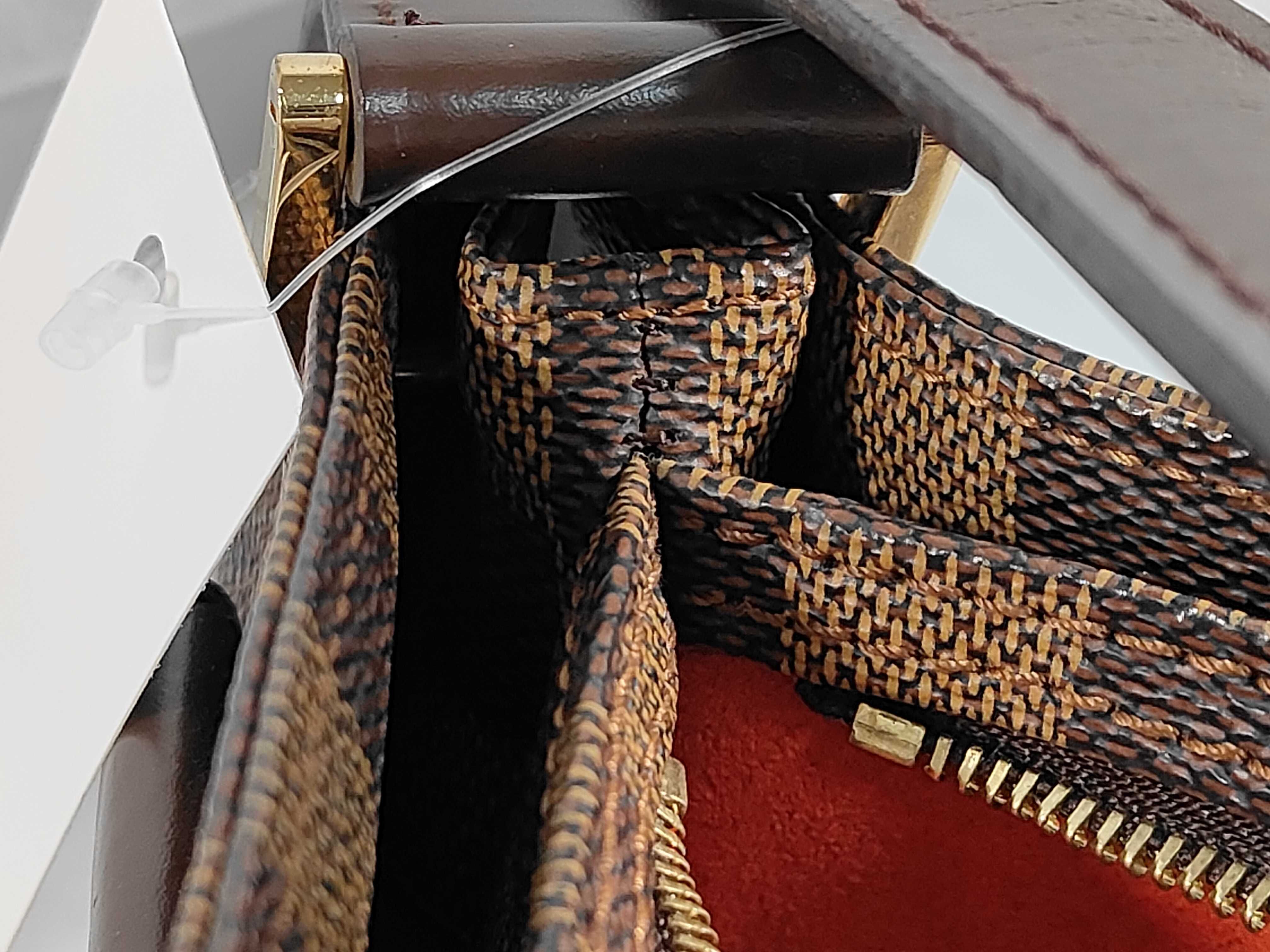 Damier Aubagne Shoulder Bag — view 11