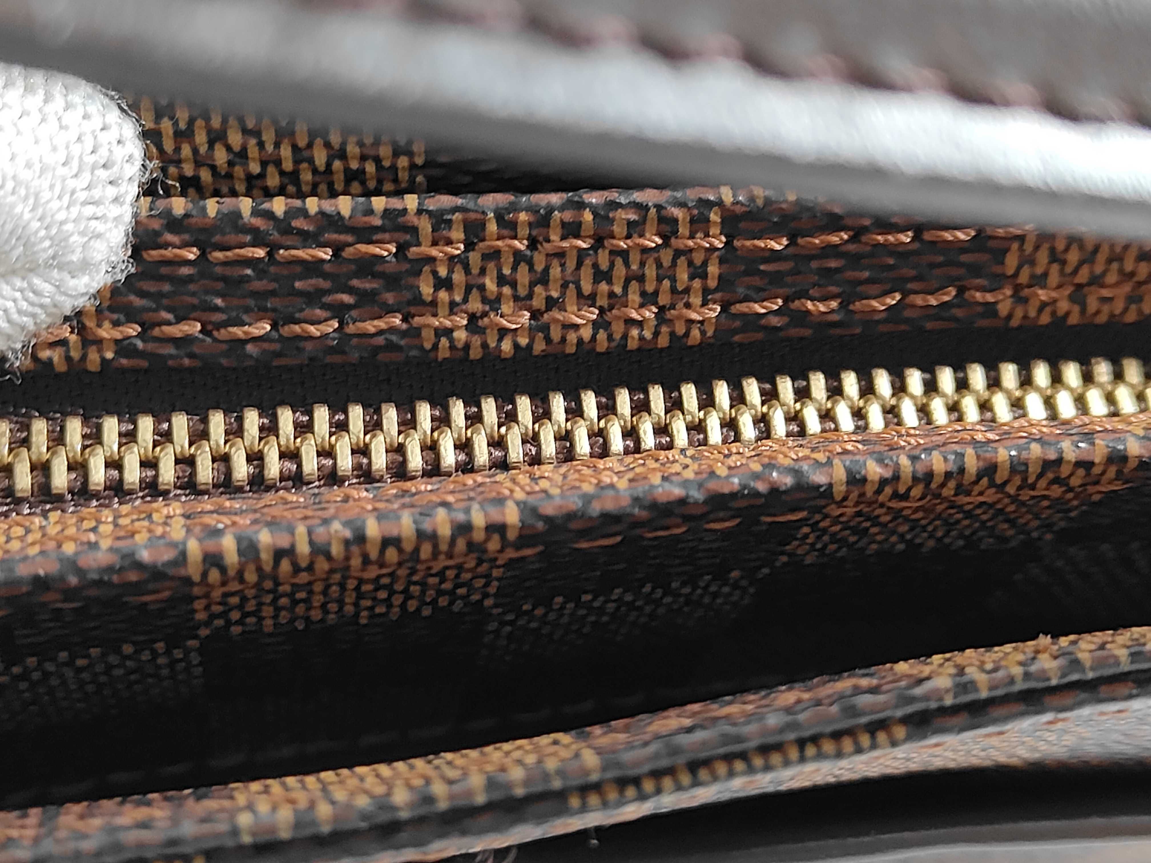 Damier Aubagne Shoulder Bag — view 7