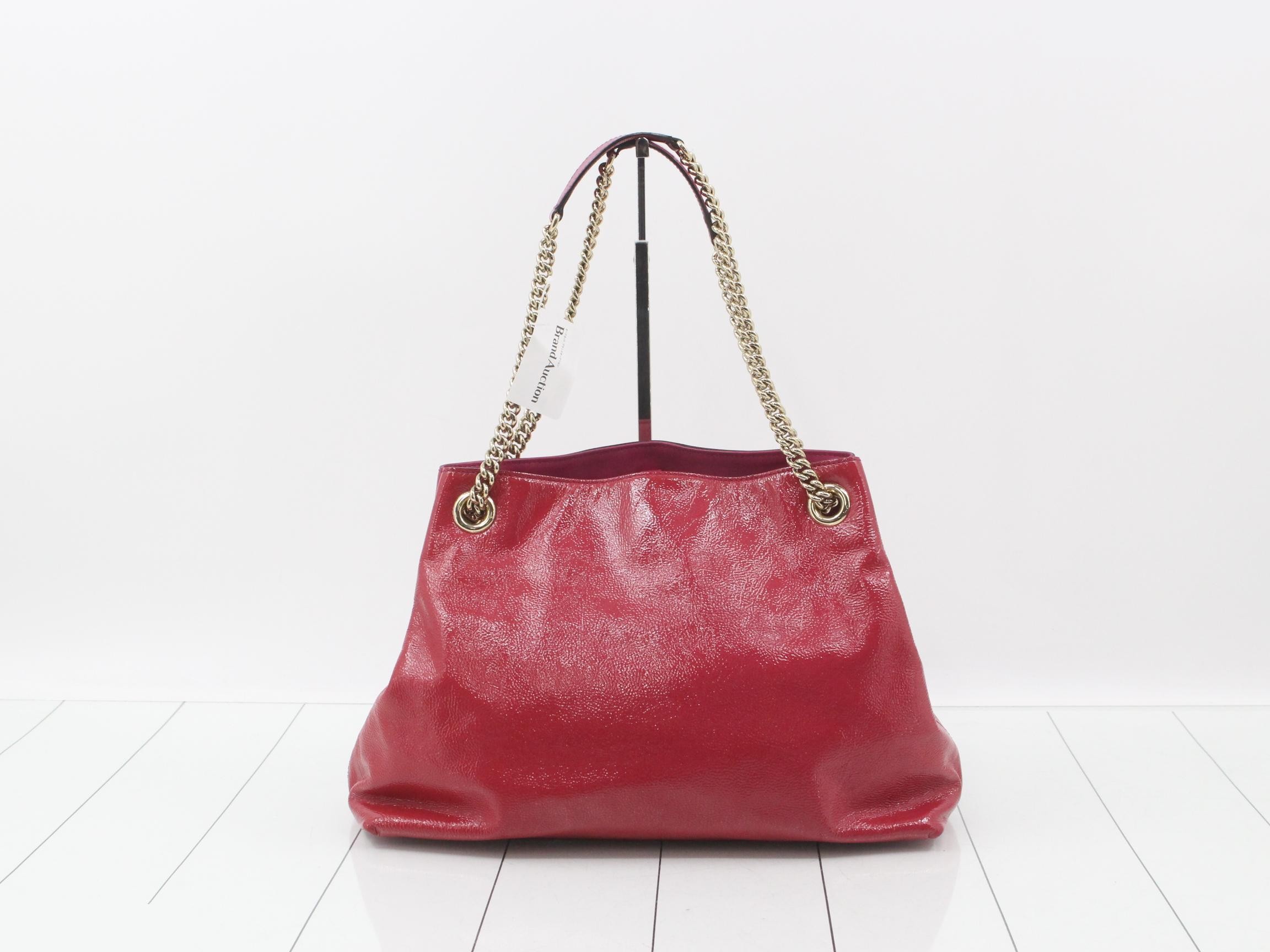 Soho Medium Shoulder Bag for Women, Reddish-Purple, Chain — view 2