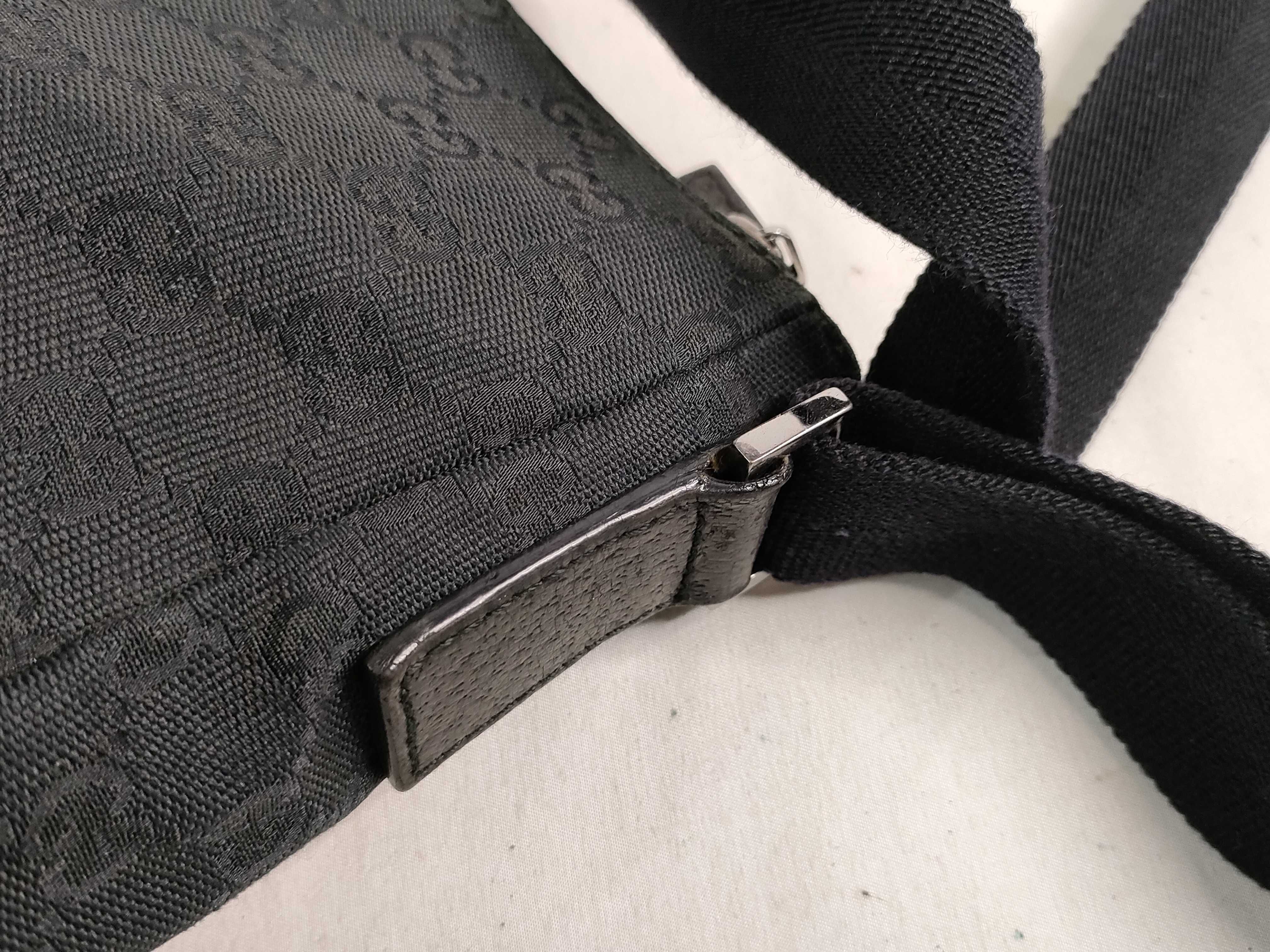 GG Canvas Shoulder Bag — view 5