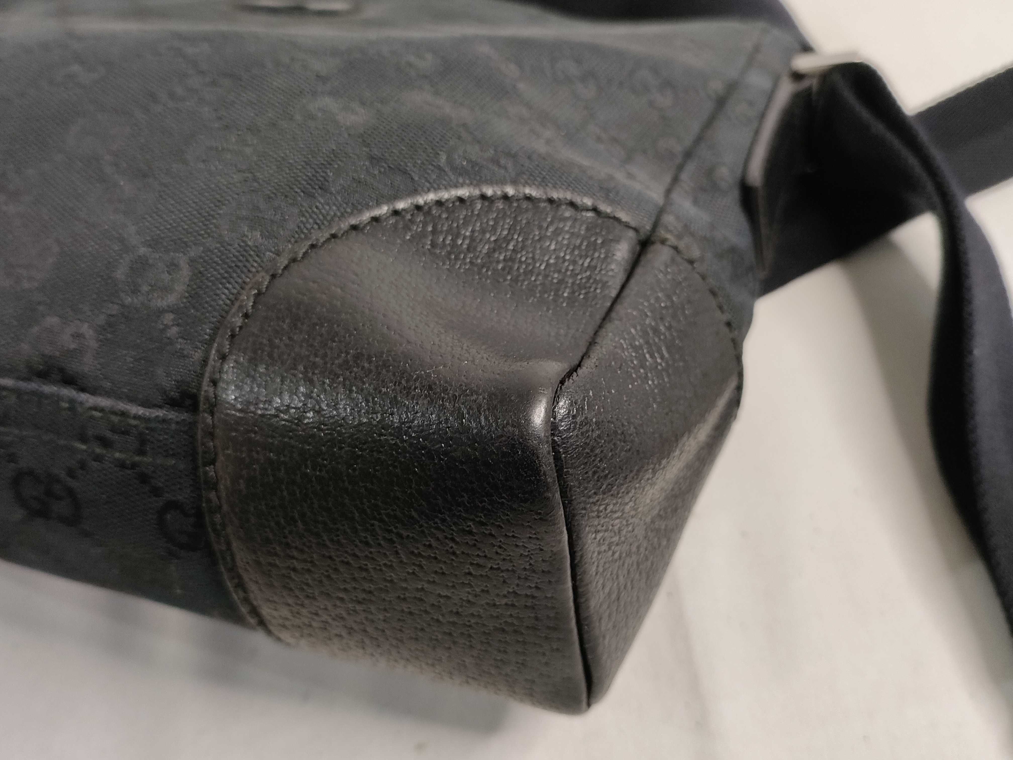 GG Canvas Shoulder Bag — view 6