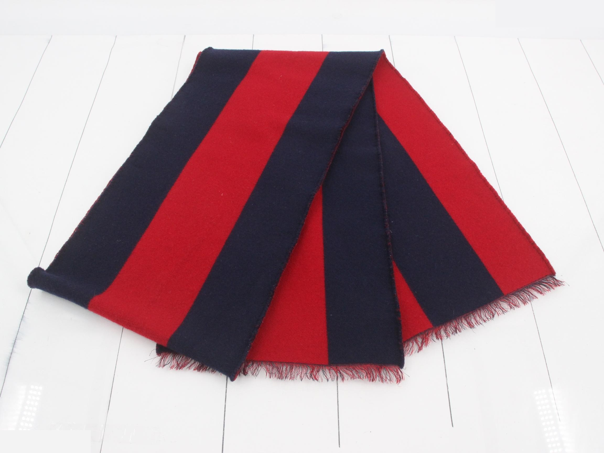 GUCCY logo Sherry scarf with tag — view 3