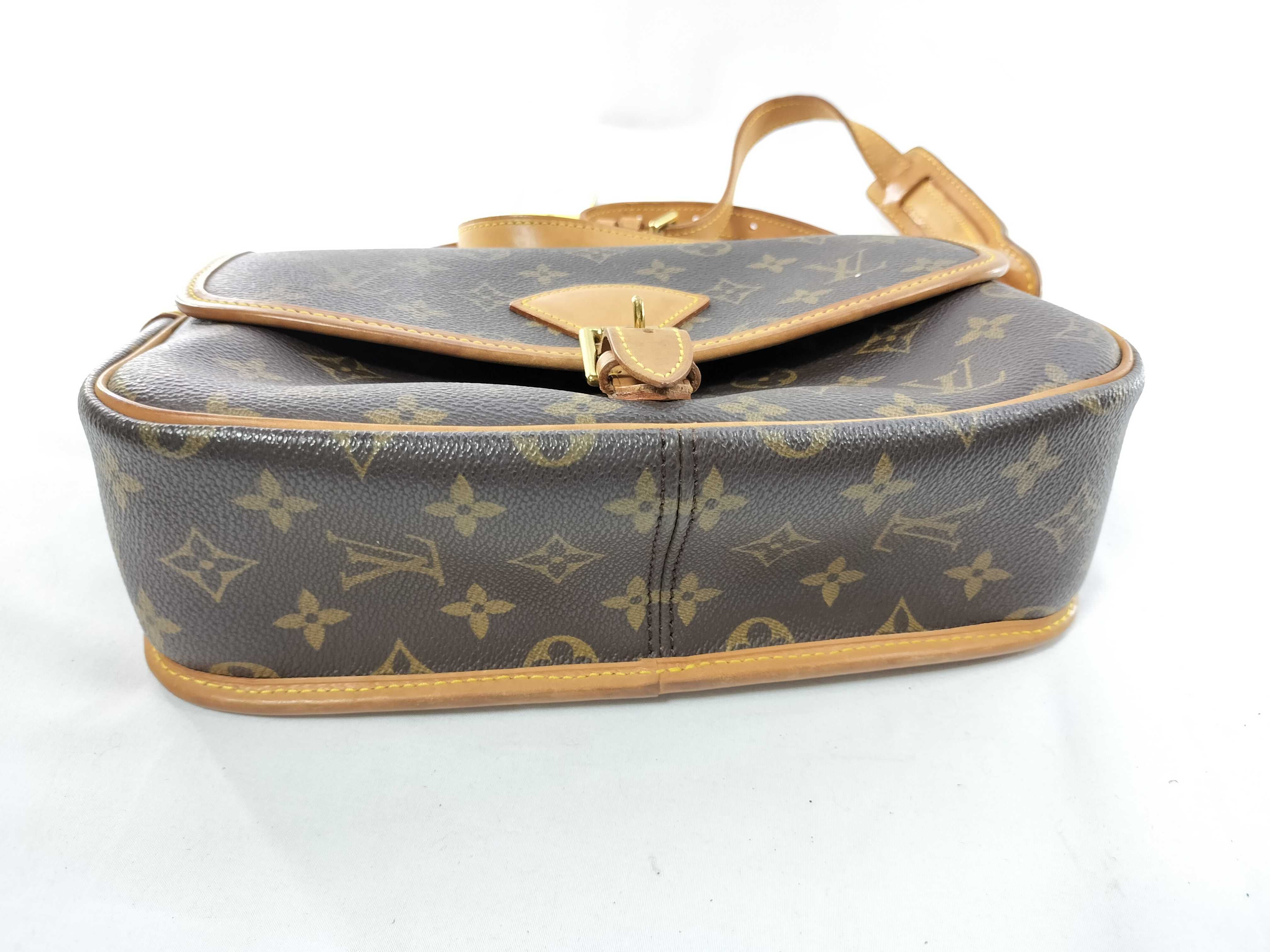 Monogram M42250 Sologne Shoulder Bag — view 7
