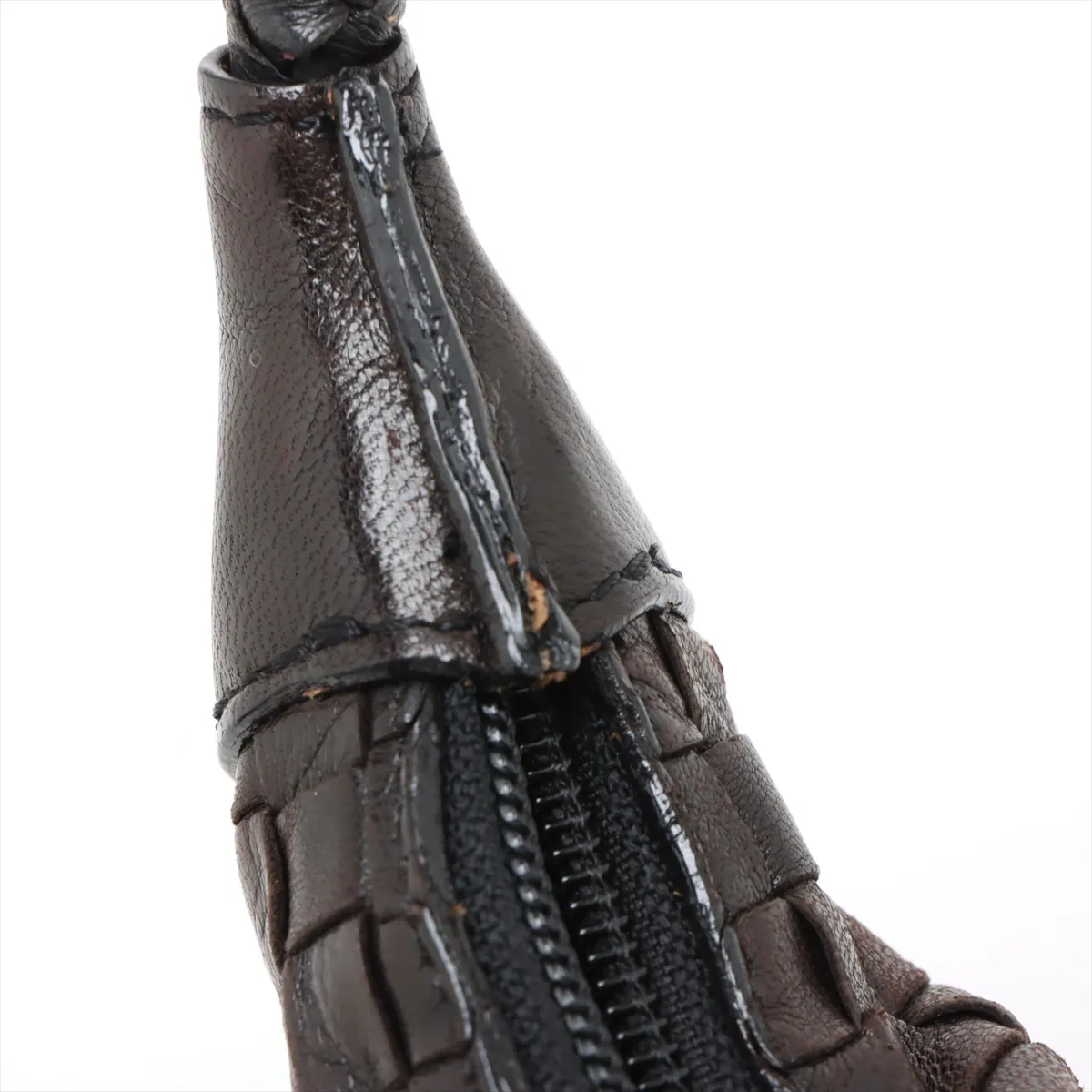Intrecciato Leather Shoulder Bag Brown — view 13
