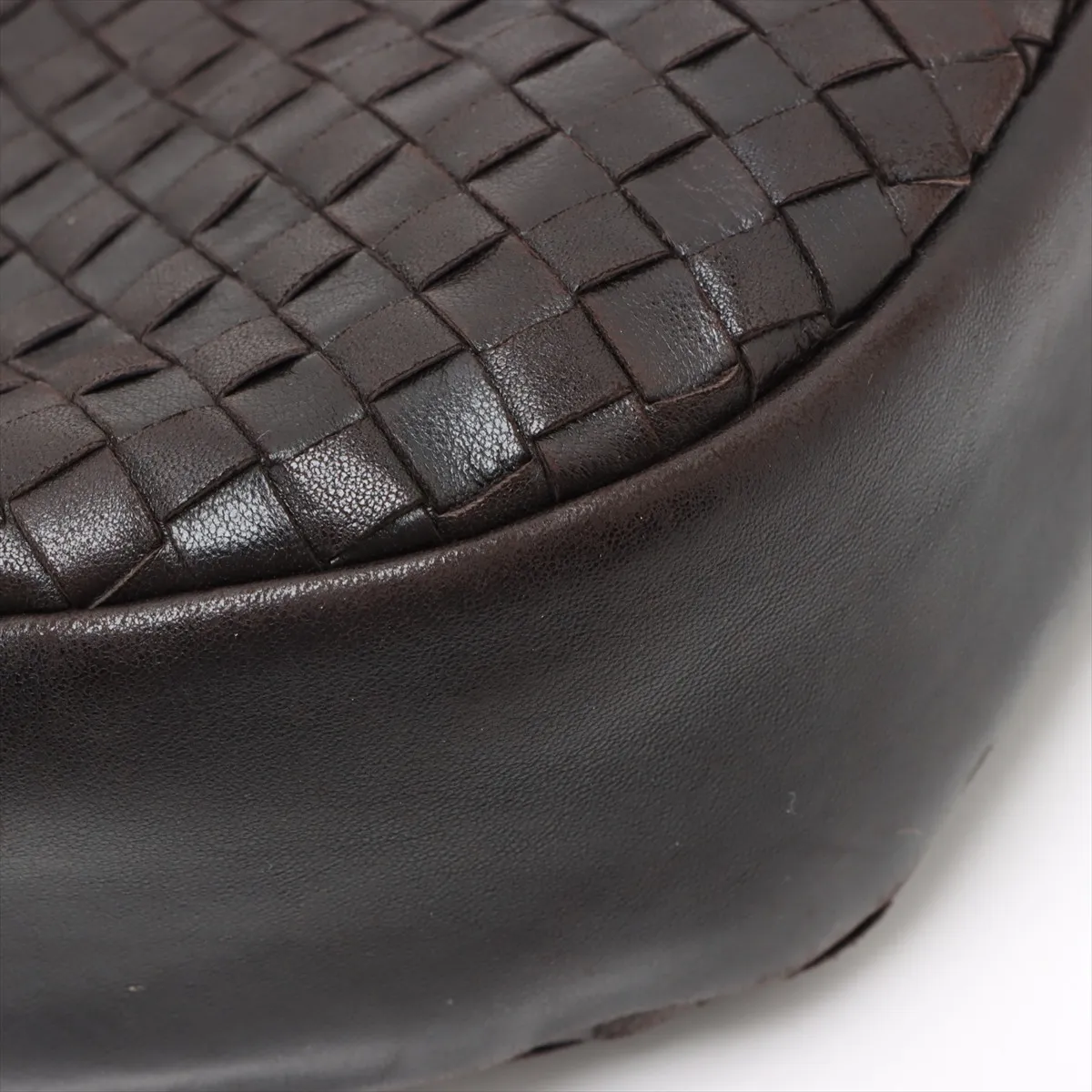 Intrecciato Leather Shoulder Bag Brown — view 14