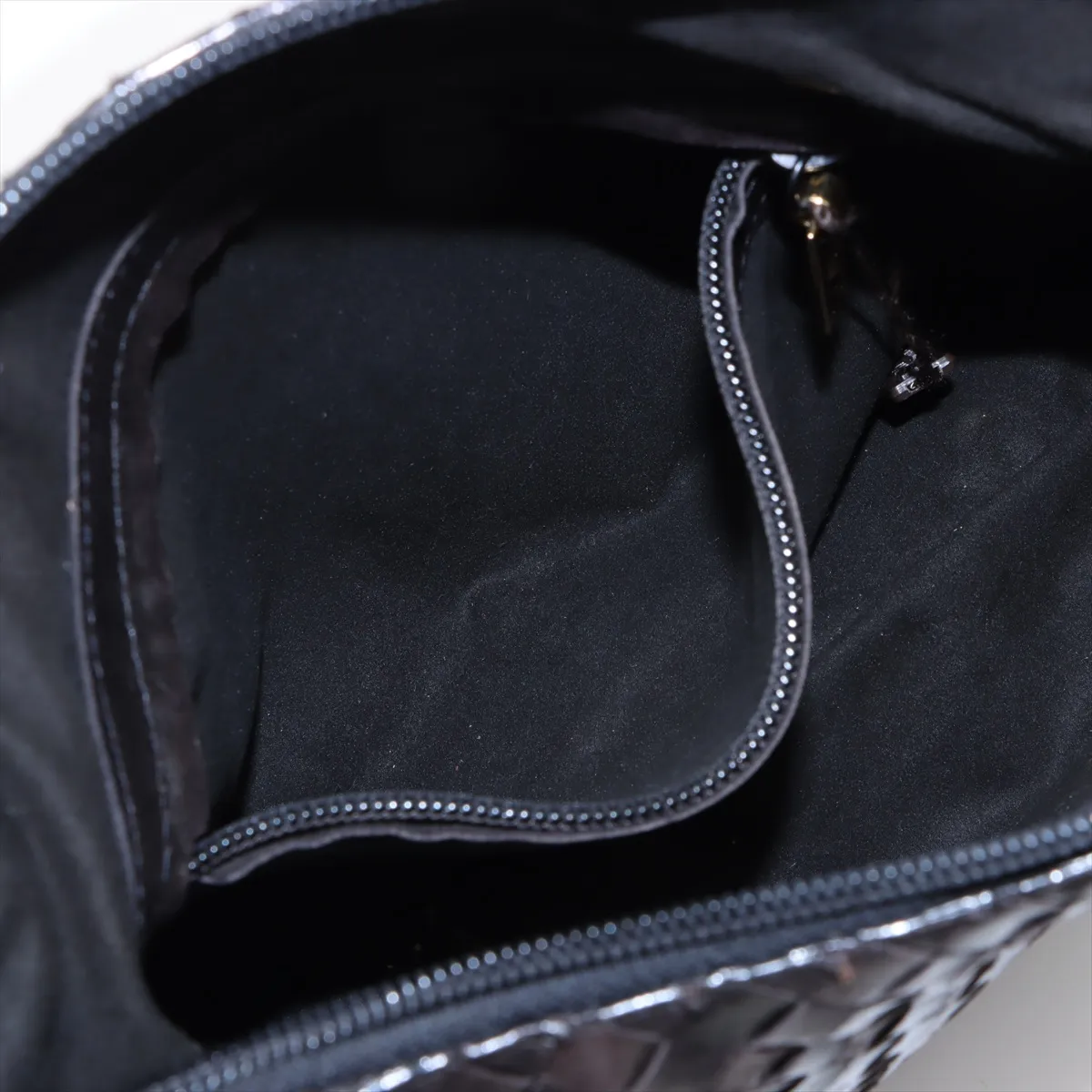 Intrecciato Leather Shoulder Bag Brown — view 8
