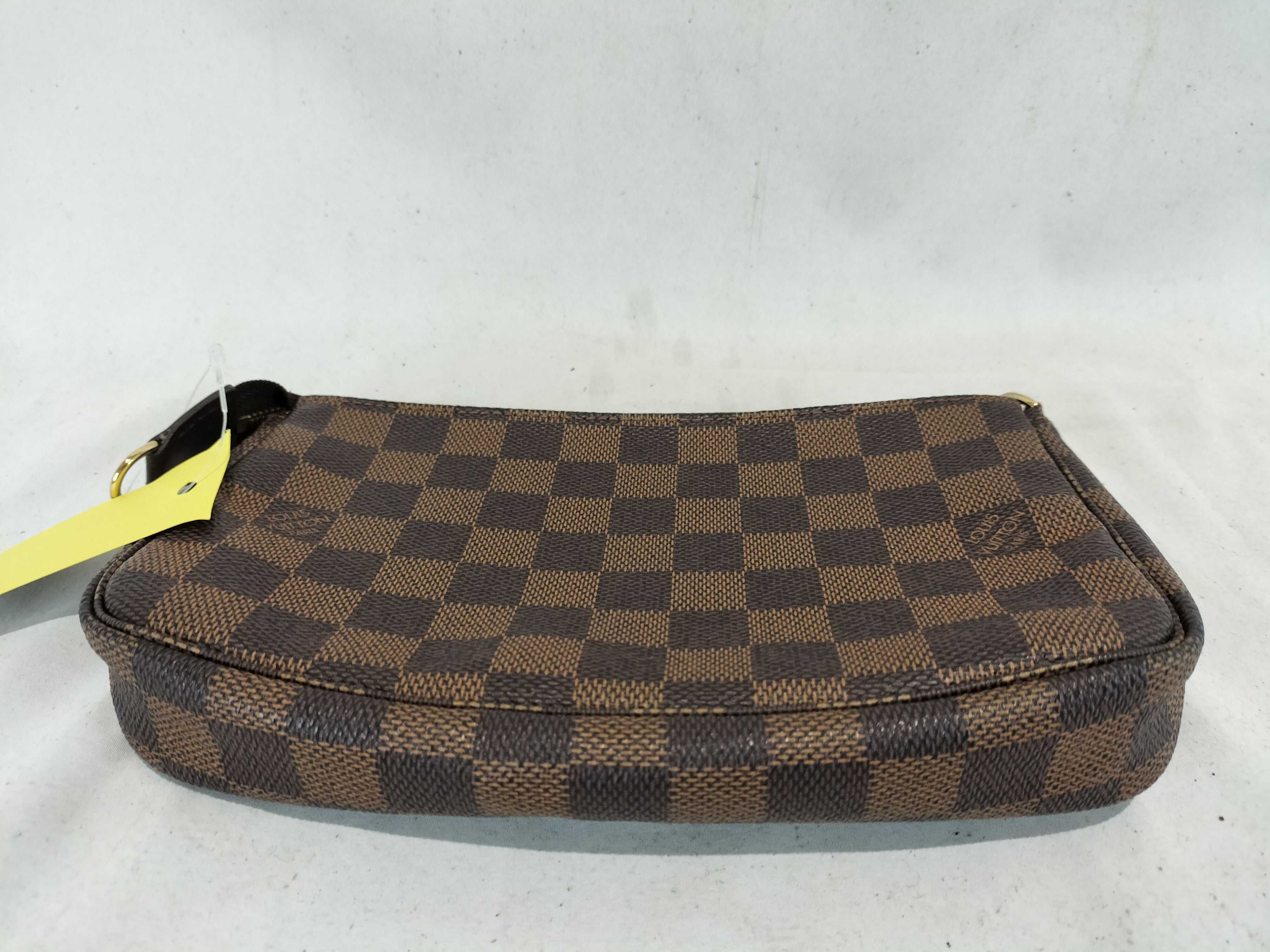 Damier Mini Pochette — view 4