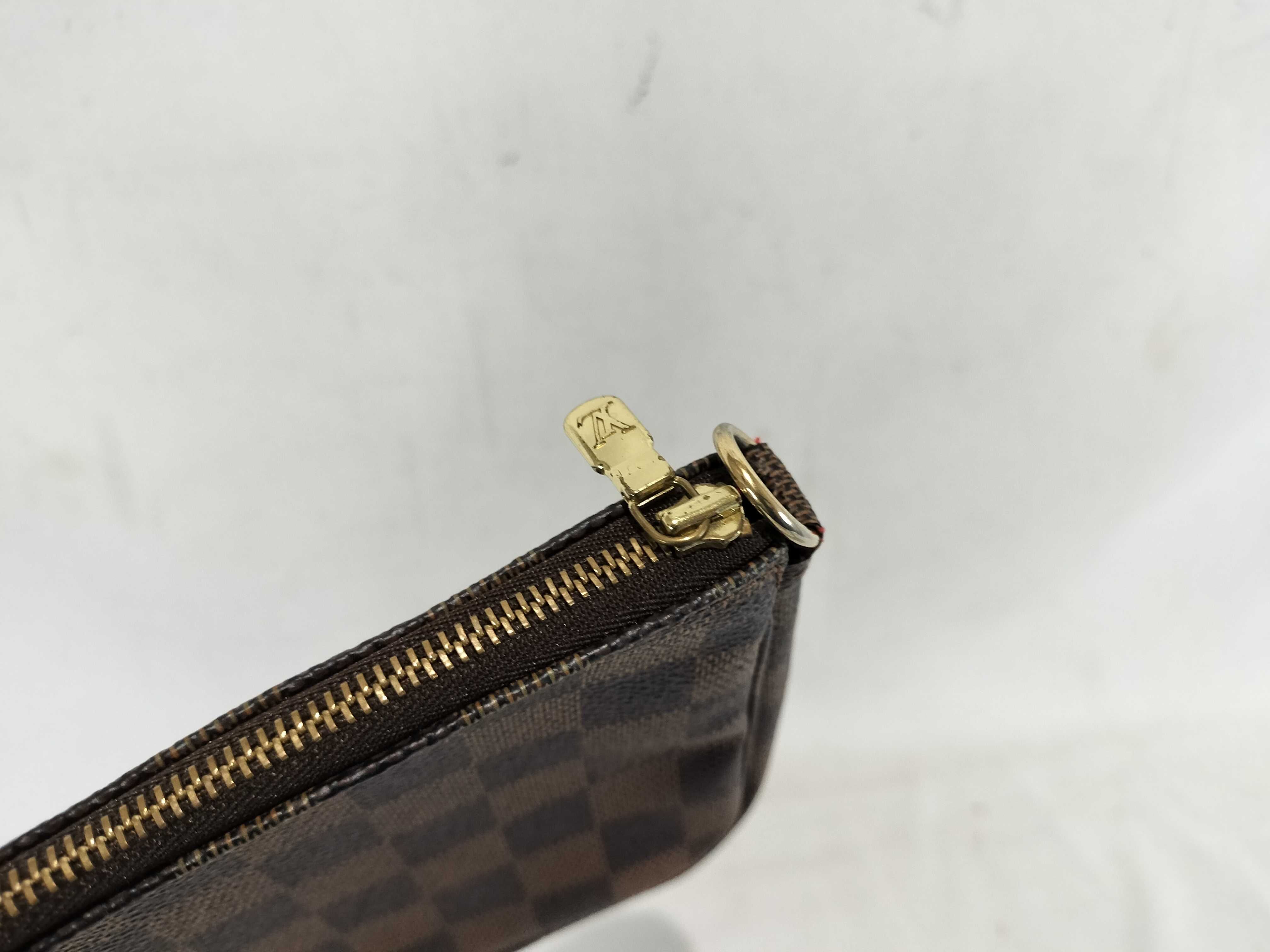 Damier Mini Pochette — view 5