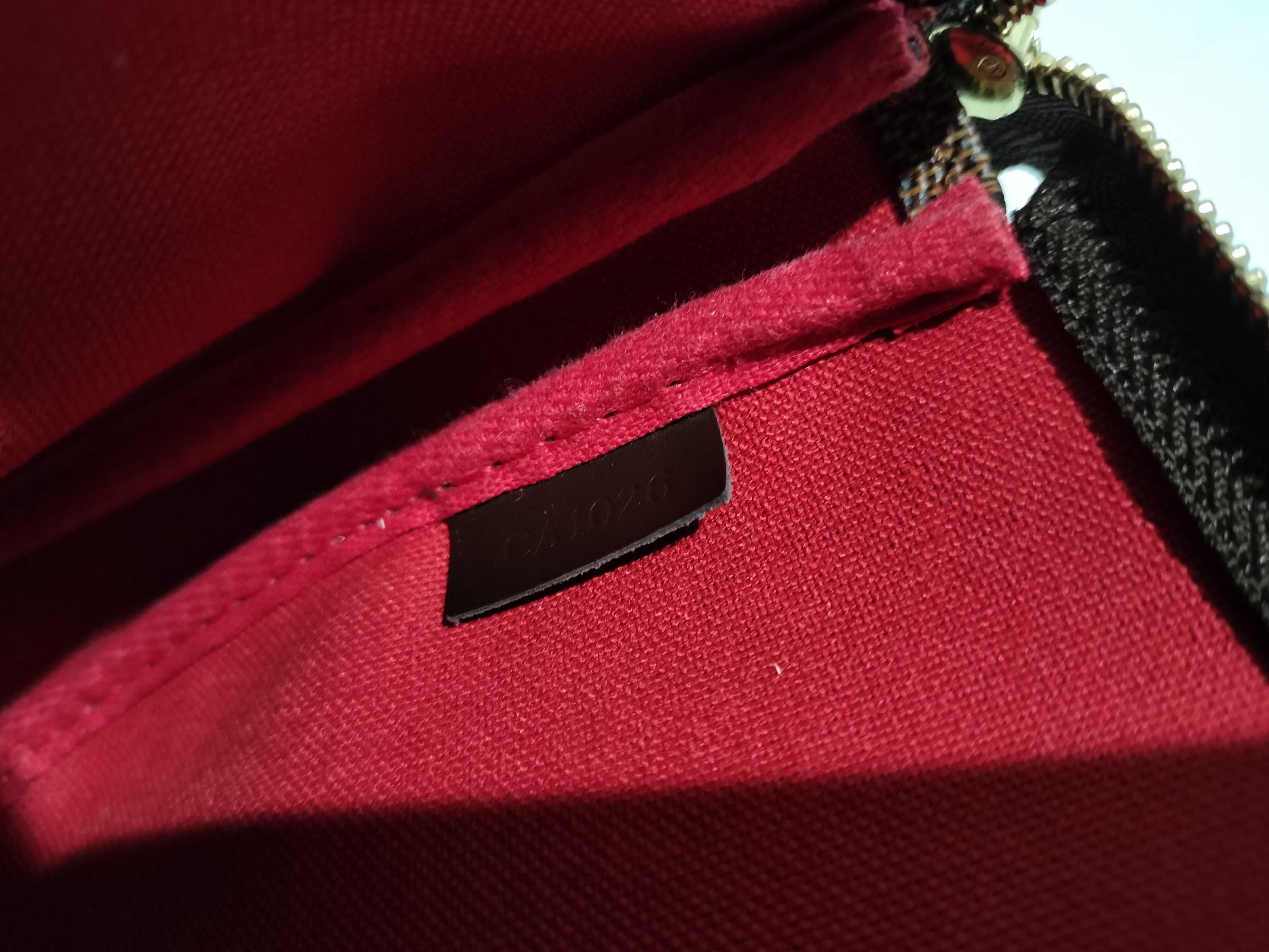 Damier Mini Pochette — view 8