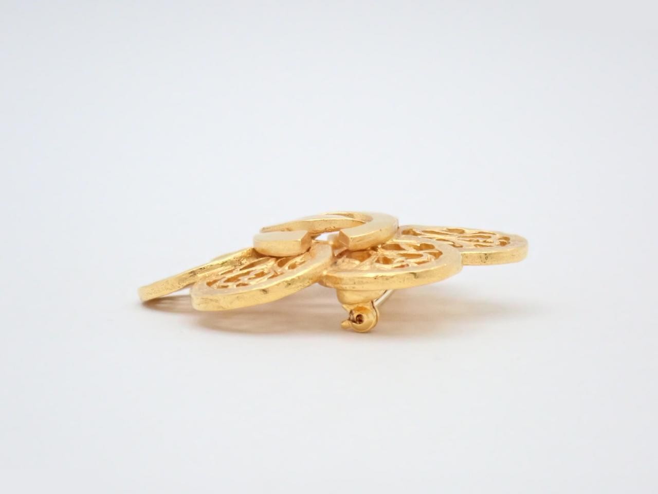 Brooch, Gold, 95 A — view 3