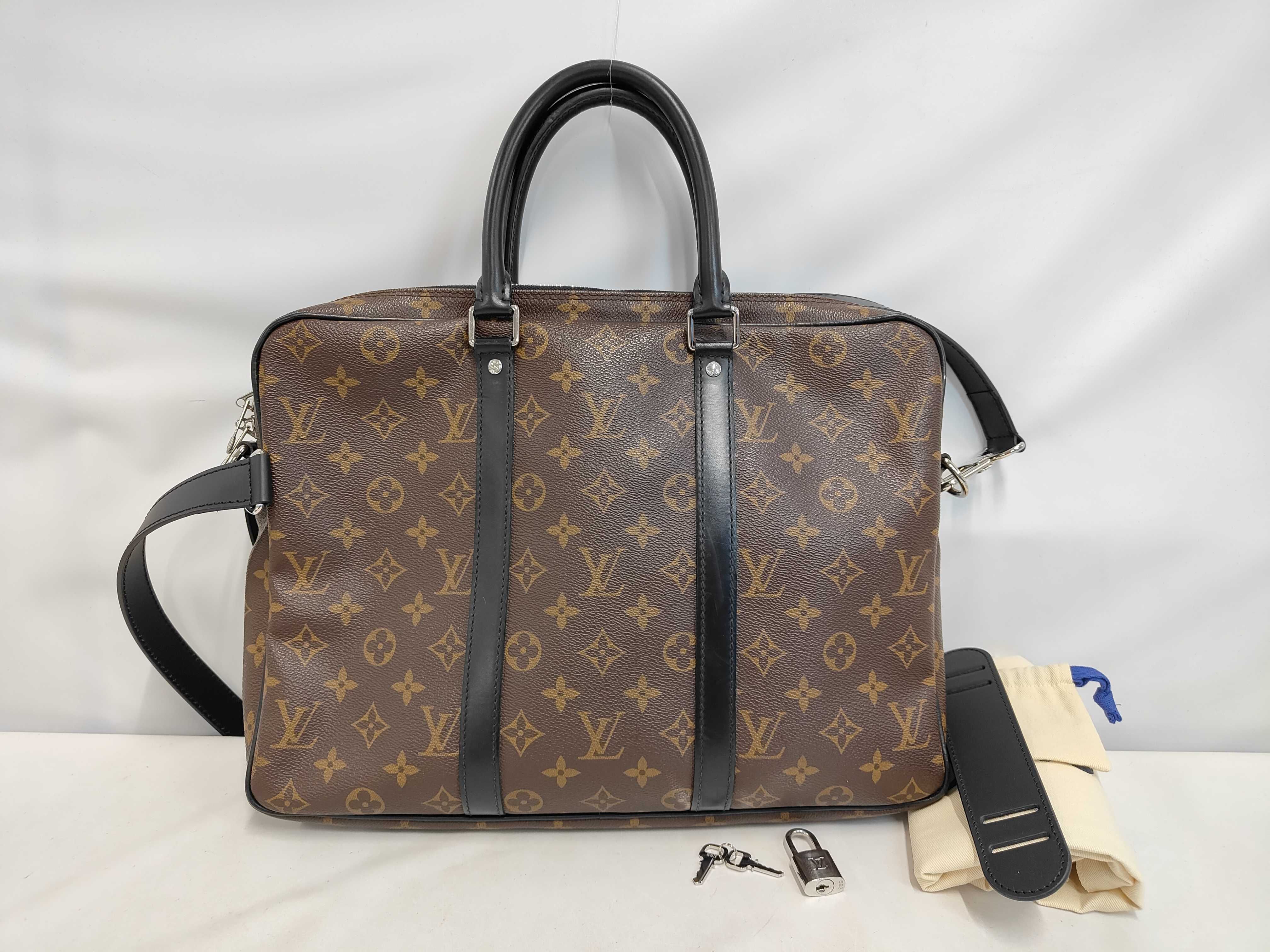 Port Document Voyage PM Business Bag
