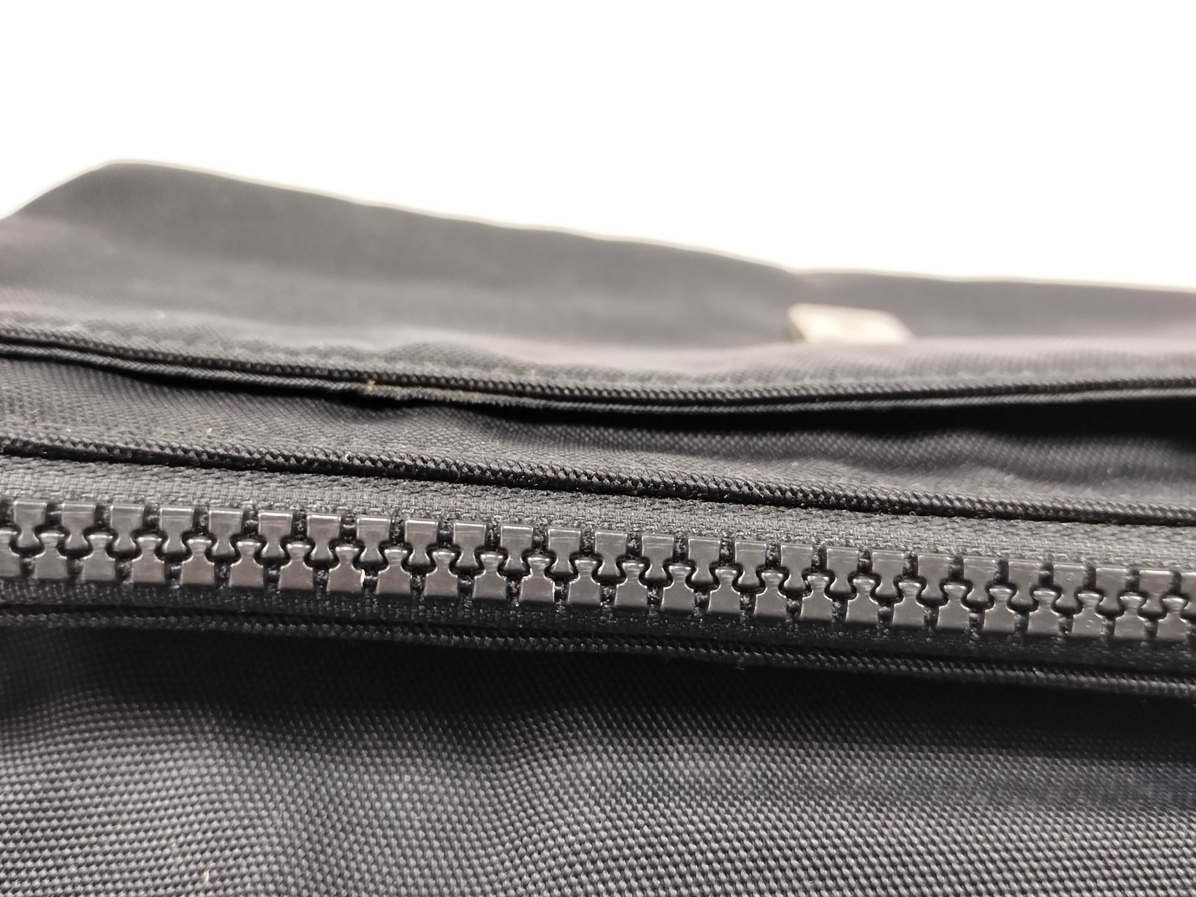Interlocking Shoulder Bag Waist Bag — view 9
