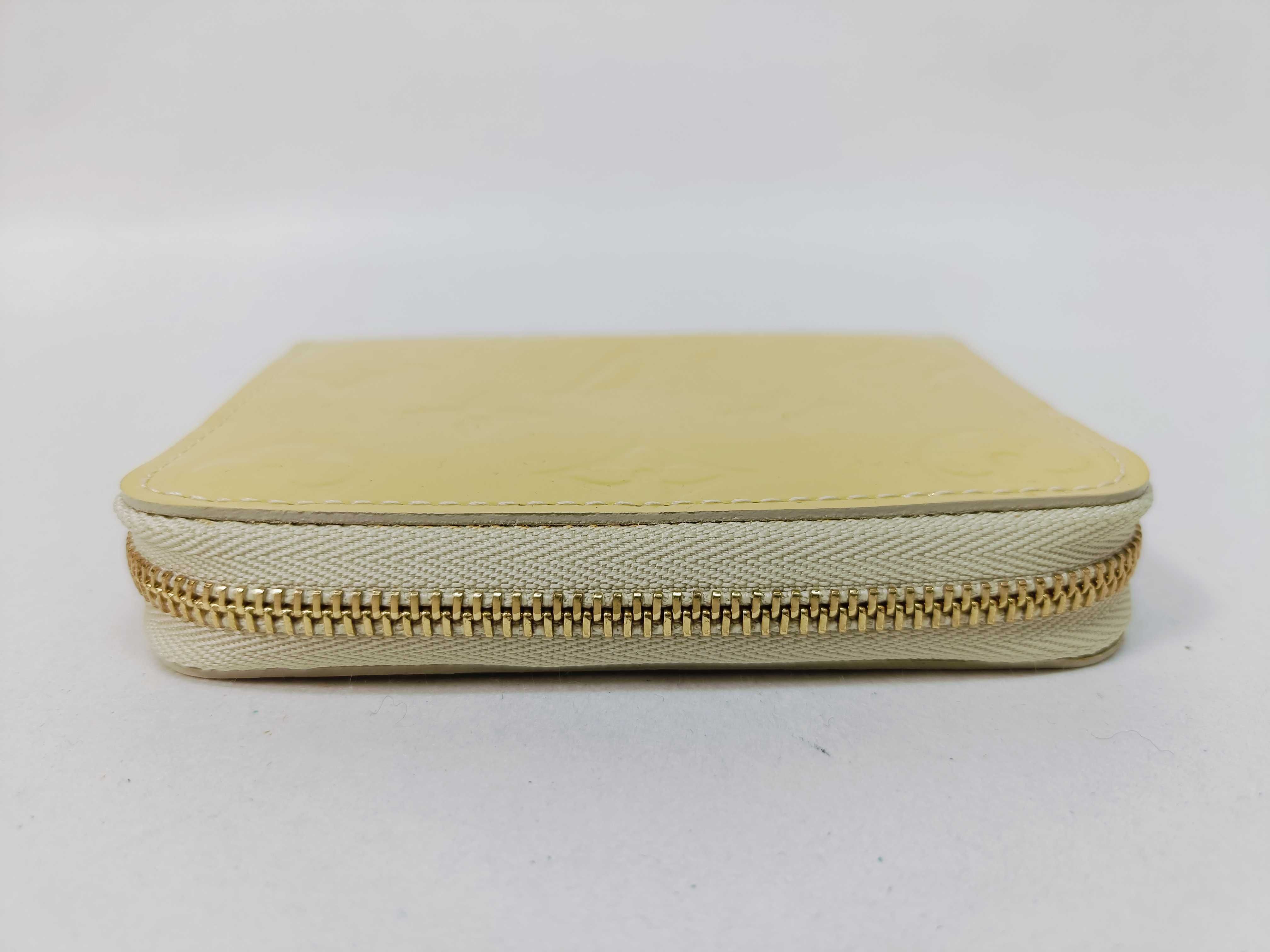 Vernis Zippy Coin Purse Card Case — view 6