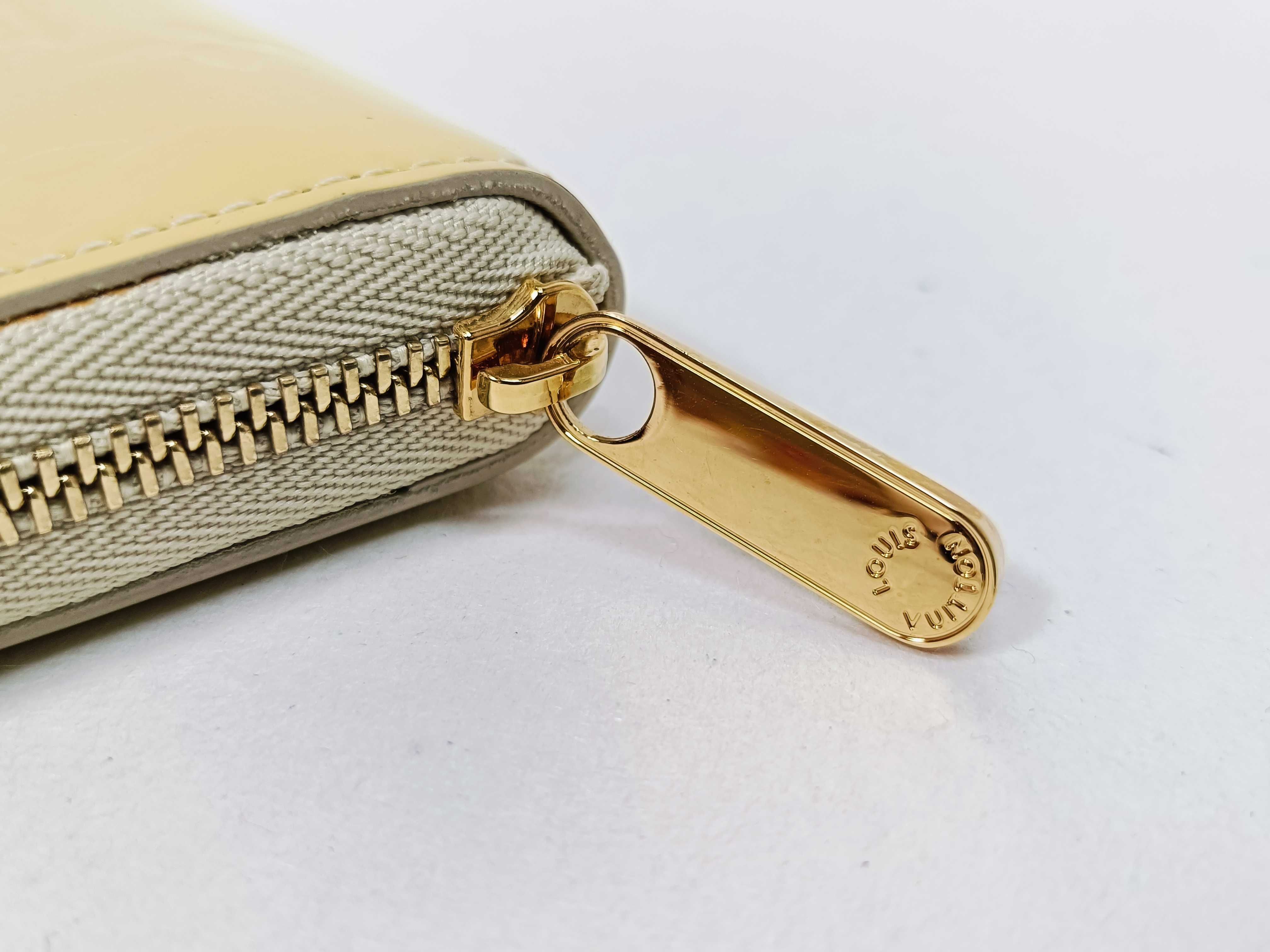 Vernis Zippy Coin Purse Card Case — view 7