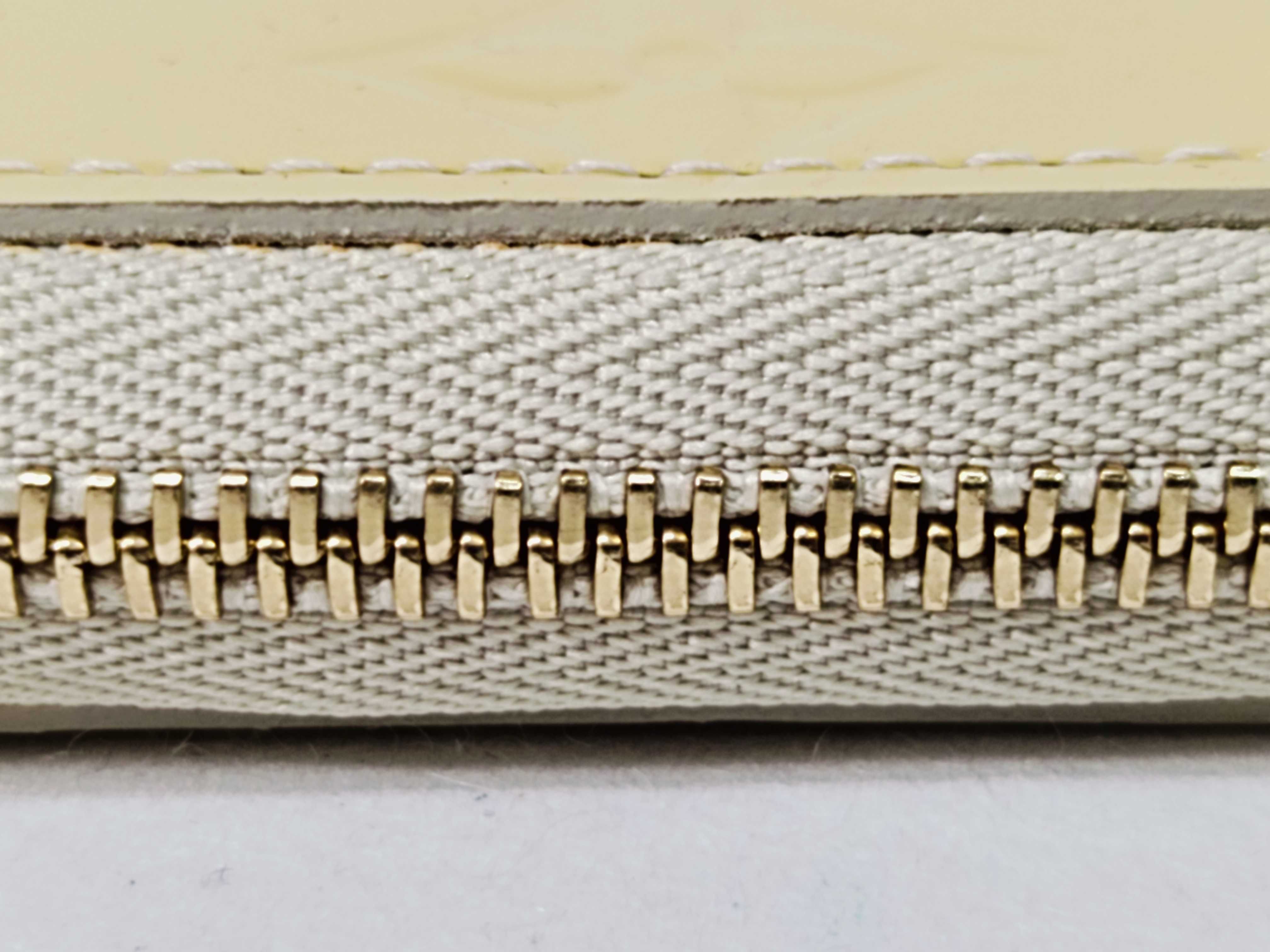 Vernis Zippy Coin Purse Card Case — view 8