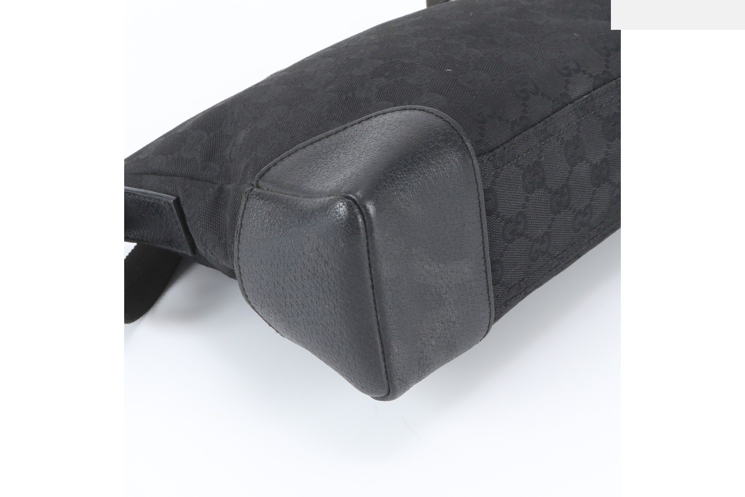 GG Canvas 114273 Leather Shoulder Bag (Crossbody) — view 5