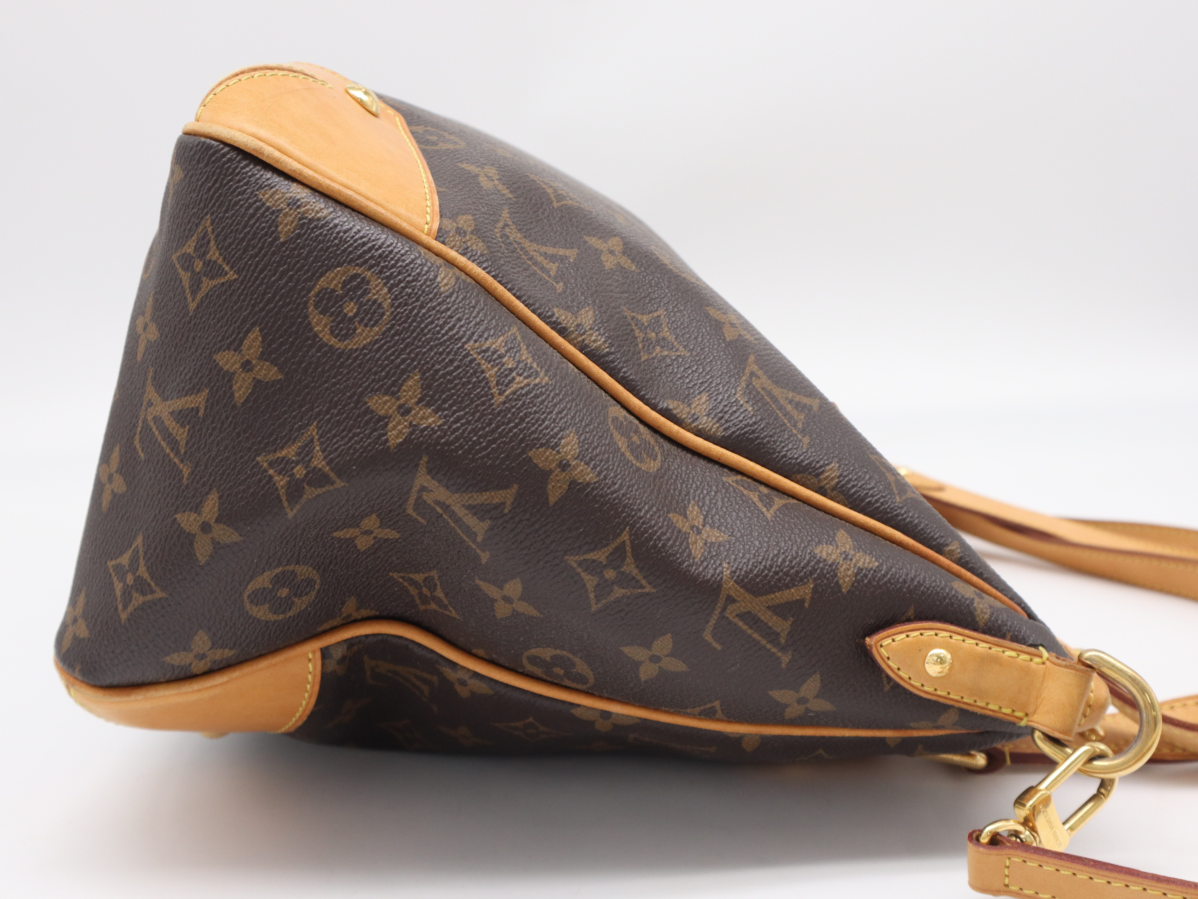 M41232 Monogram Estrella MM Shoulder Bag — view 4