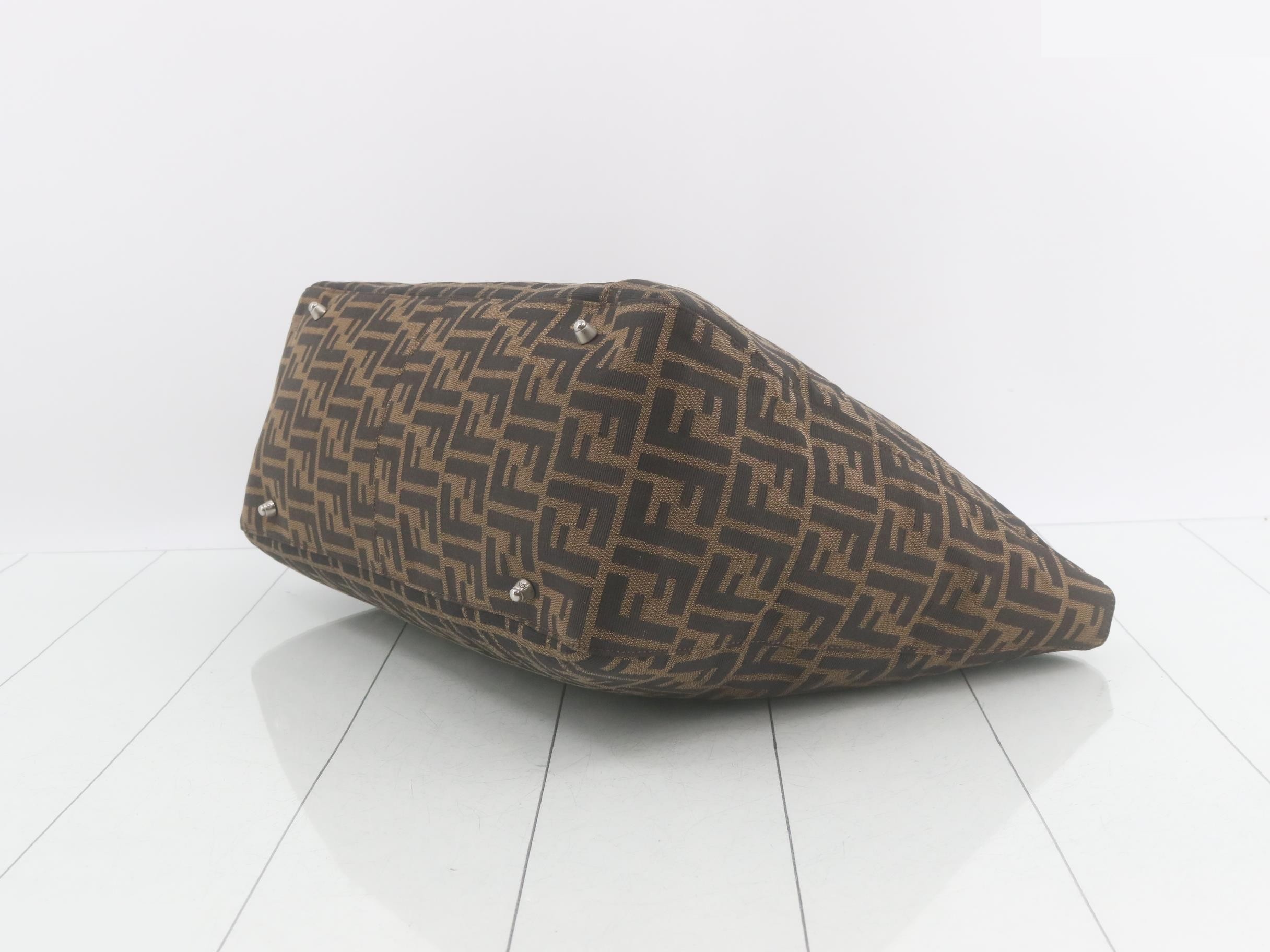 Zucca (bag) - Handbag with silver hardware — view 6