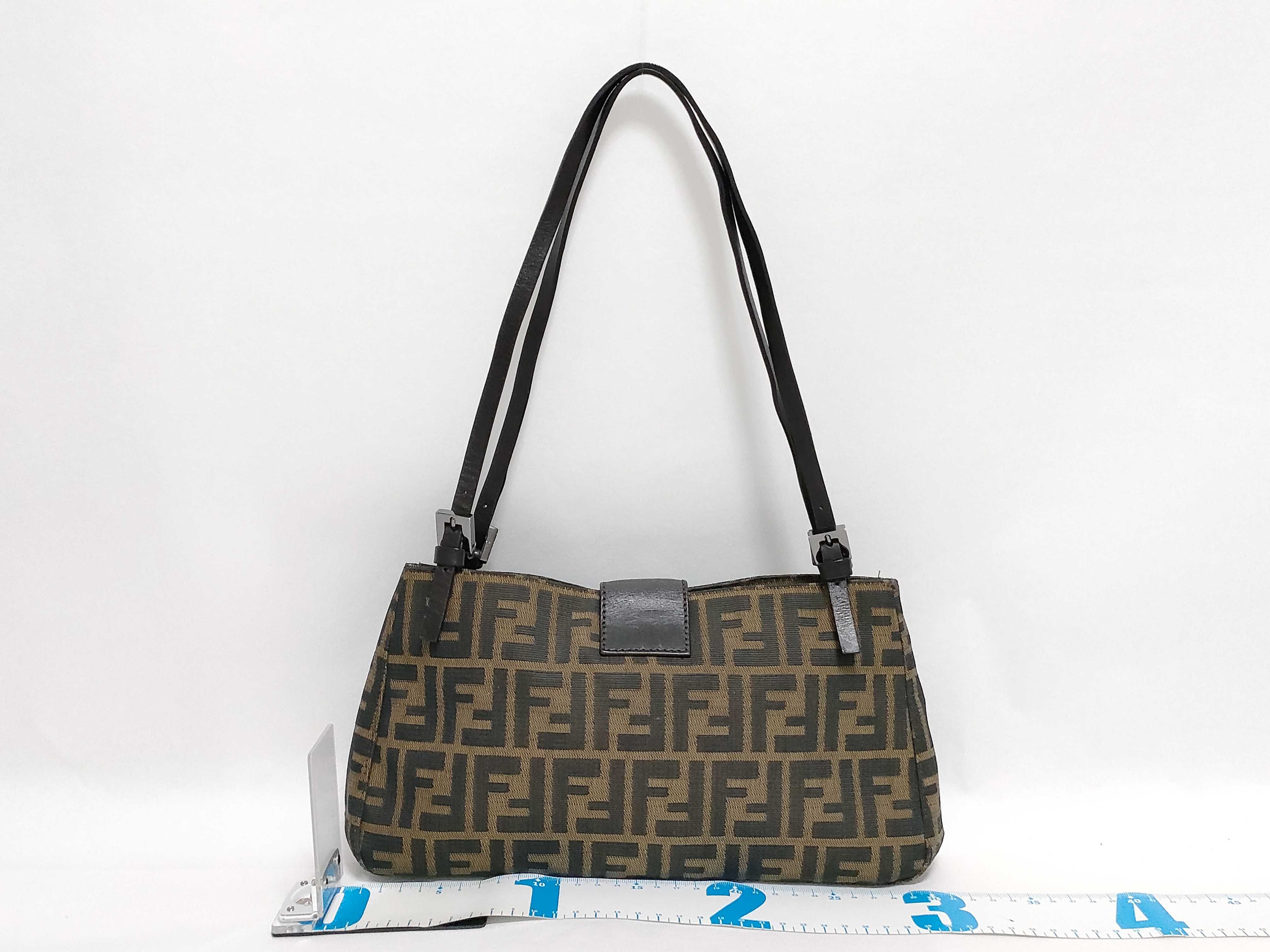 Zucca pattern Fendi Mamma Bucket Zucca handbag — view 2