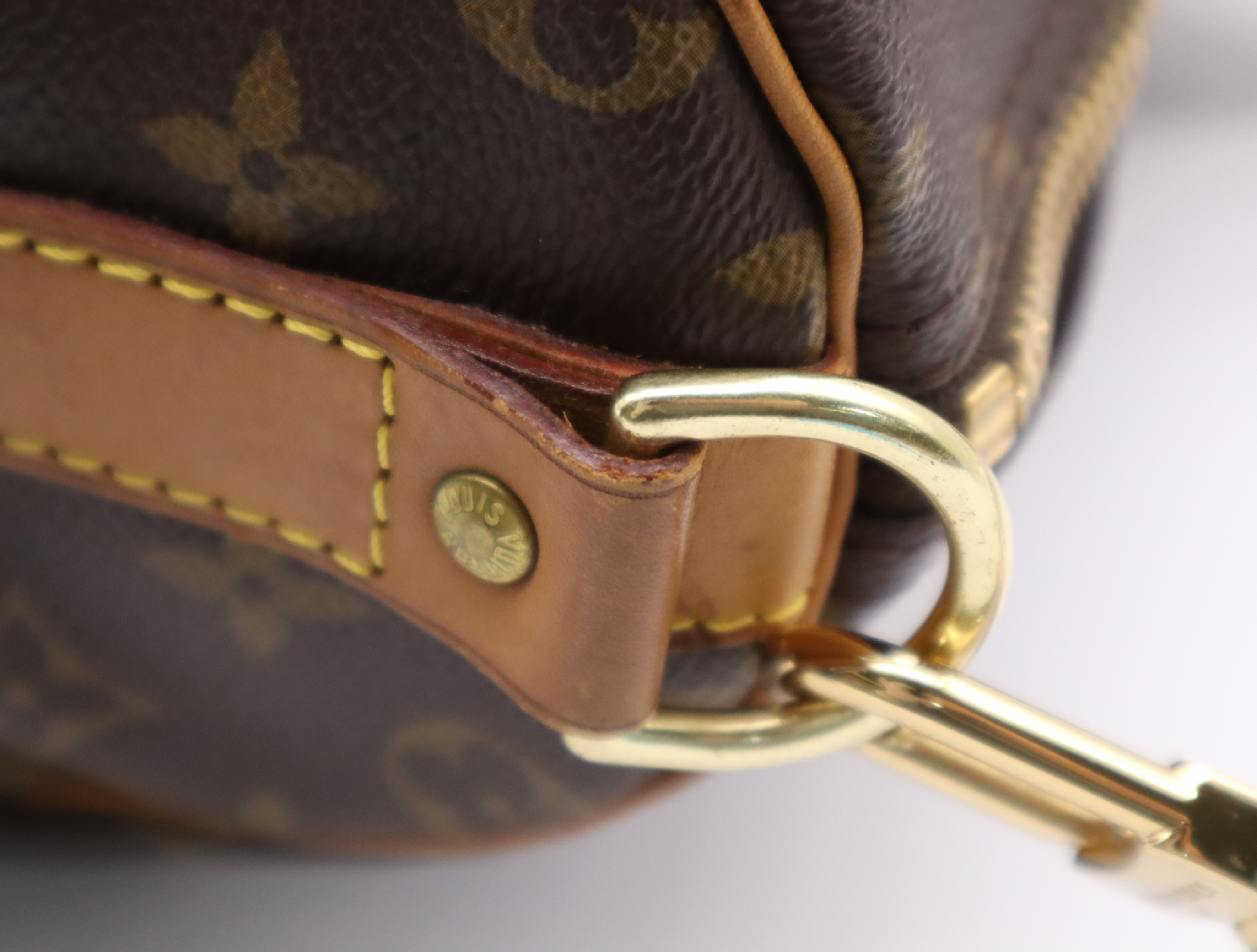 M41416 Monogram Keepall Bandoulière 50 Boston Bag with Shoulder Strap — view 8