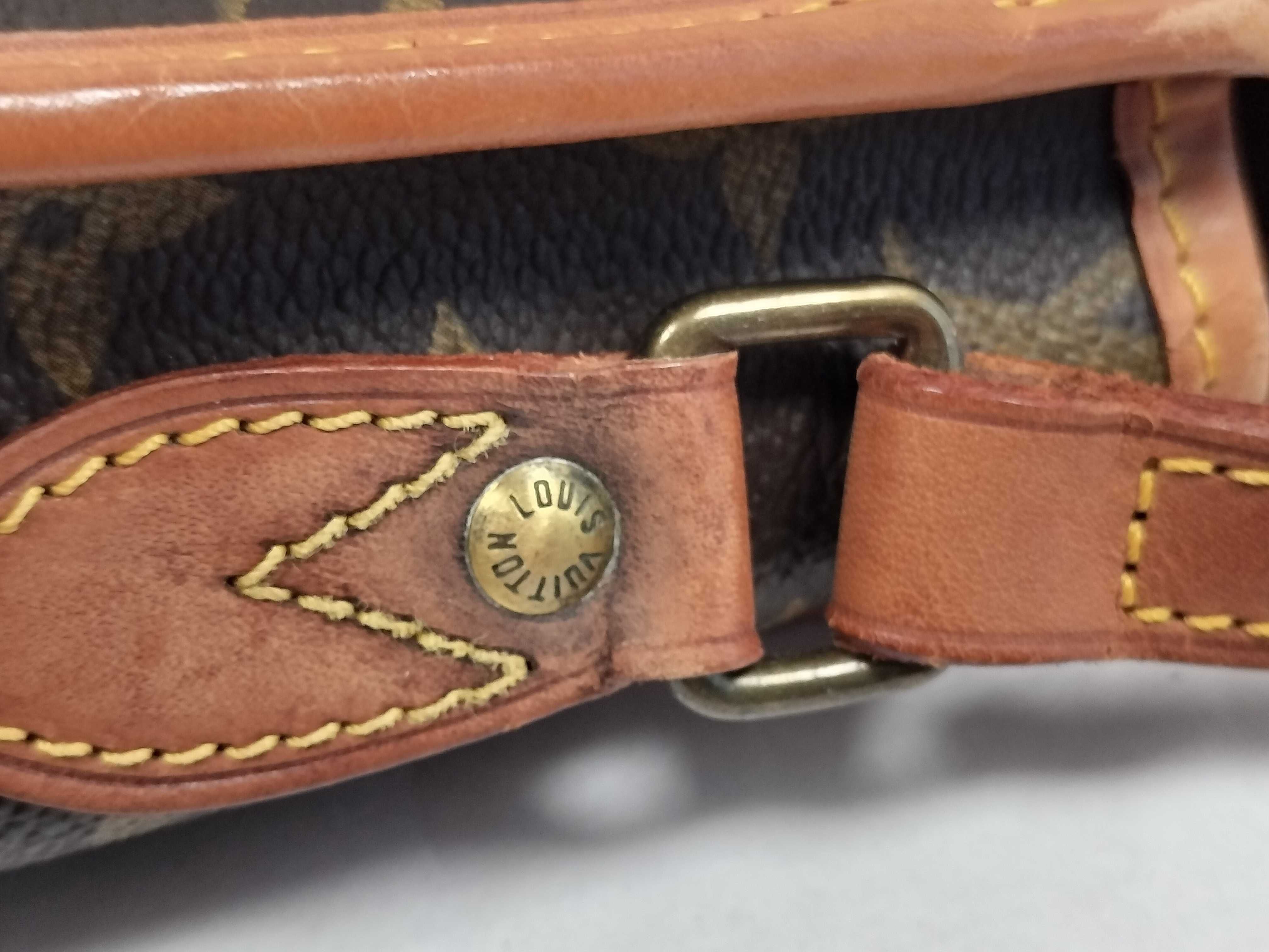 Monogram LOUIS_VUITTON M42248 Gibeciere PM AR0972 Shoulder Bag — view 5