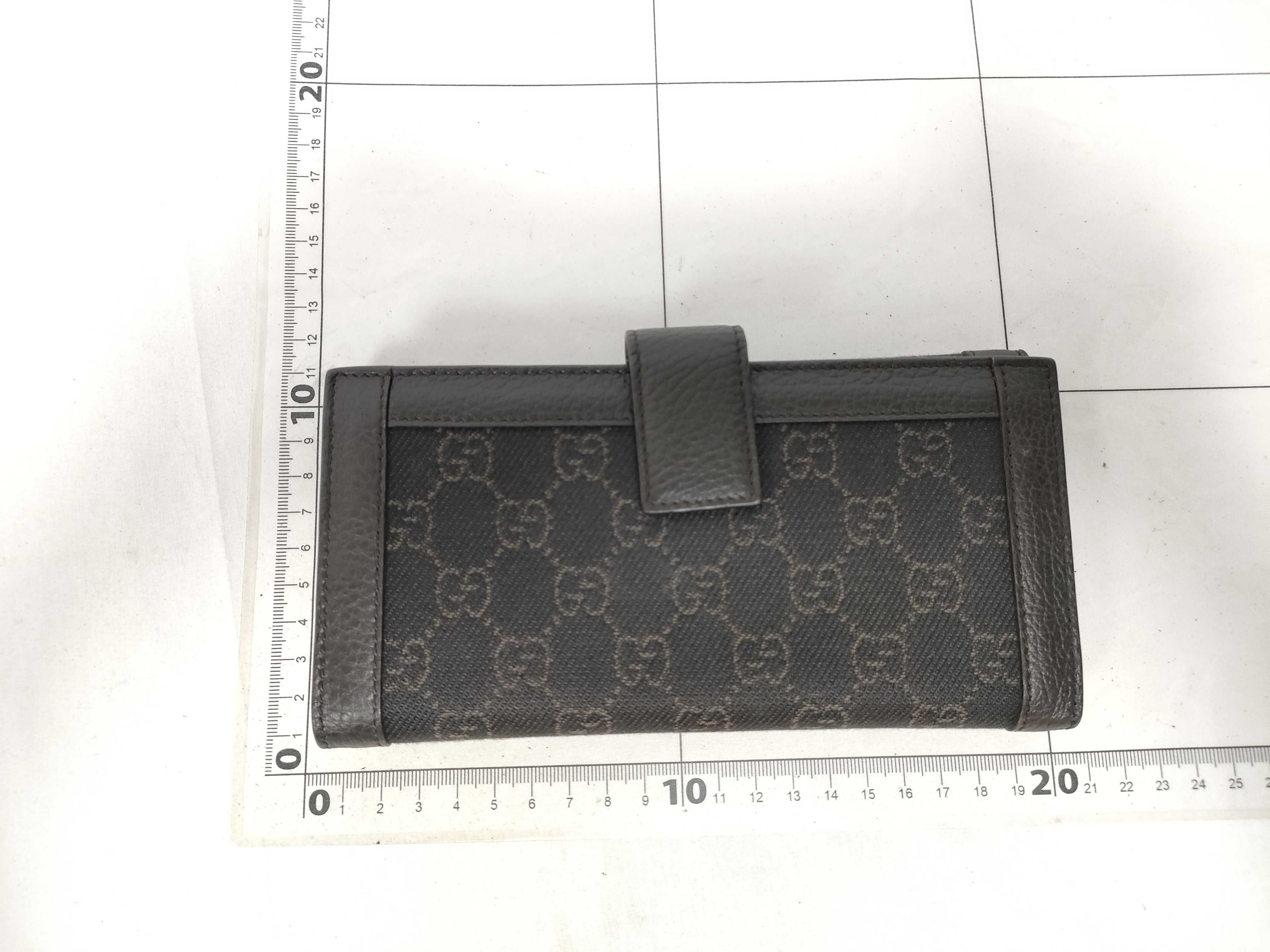 GG Canvas Bi-fold Long Wallet with Double Snap Closure — view 2