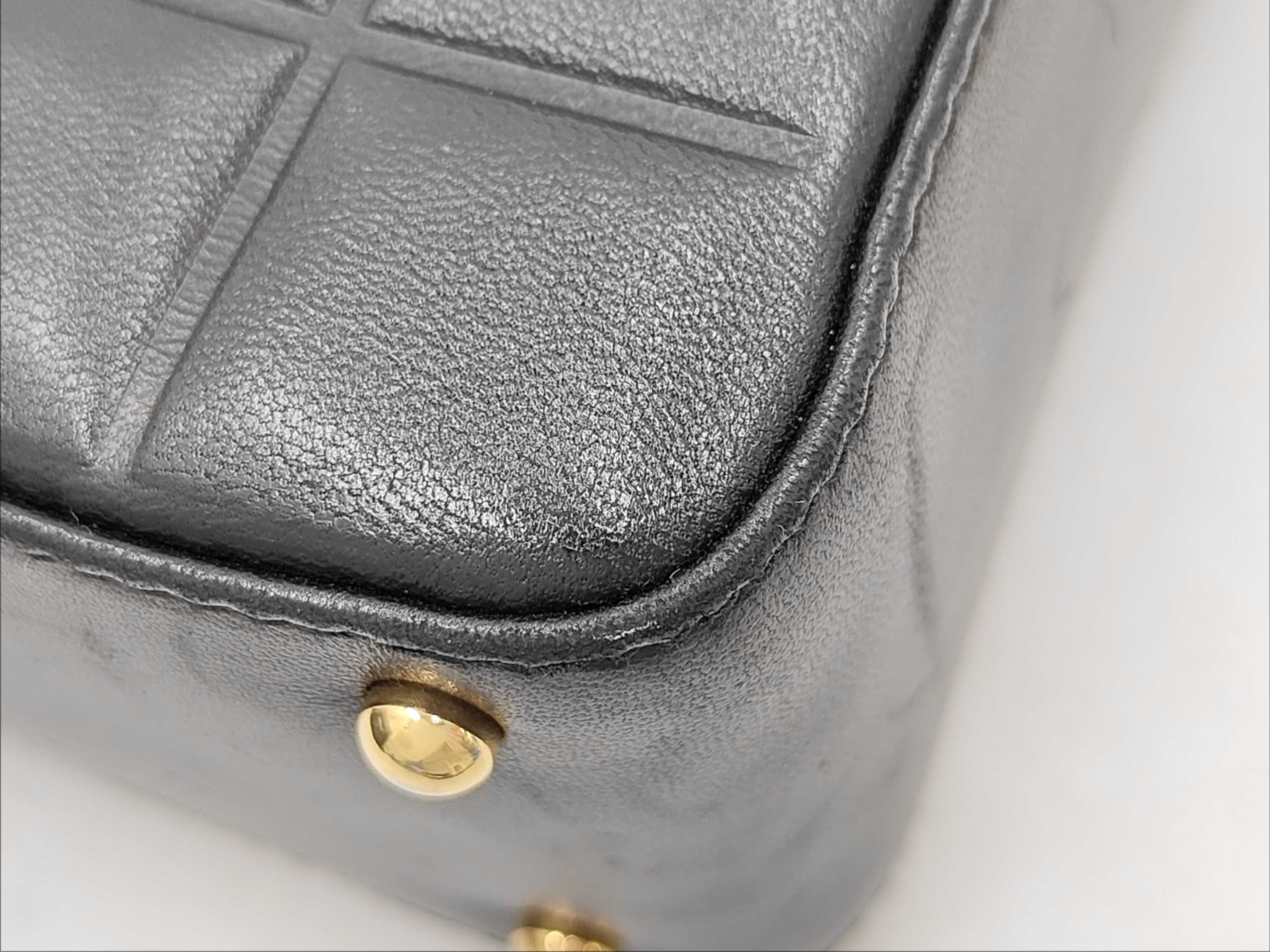 Chocolate Bar Shoulder Bag, serial number in the 7th range, with serial number. — view 7