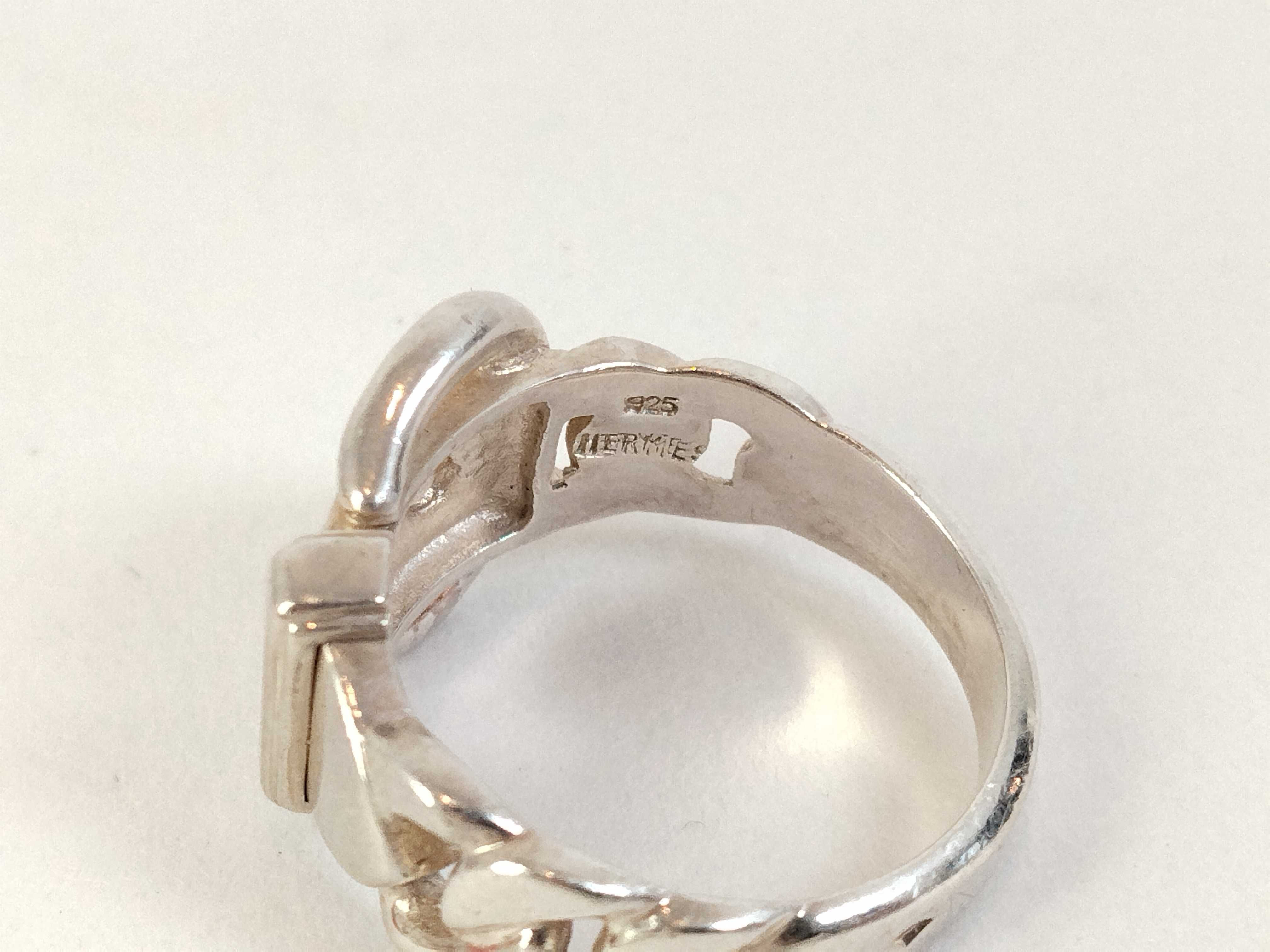 ring, belt motif ring — view 6