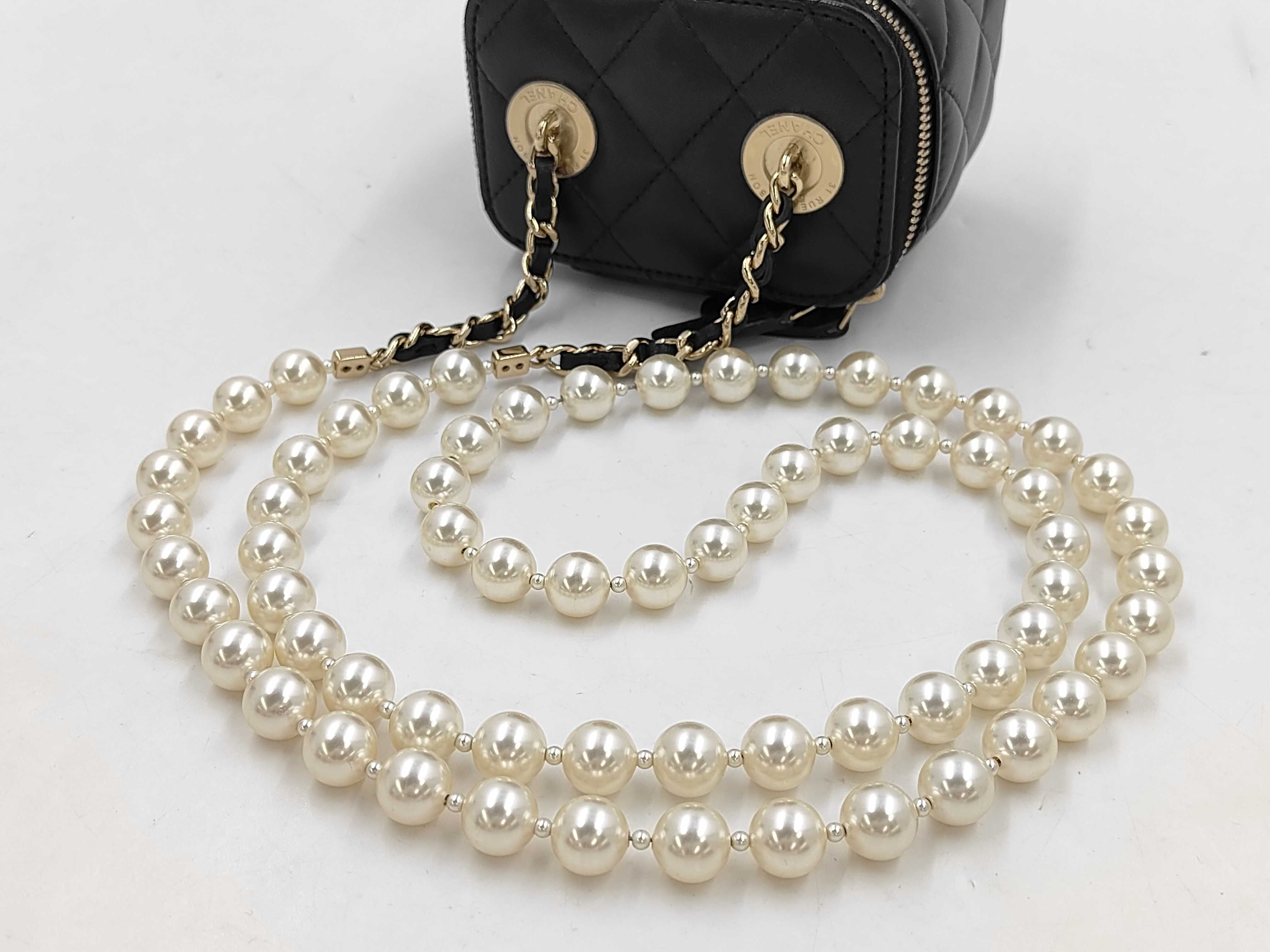 Pearl Vanity Case Mini Box Bag — view 3