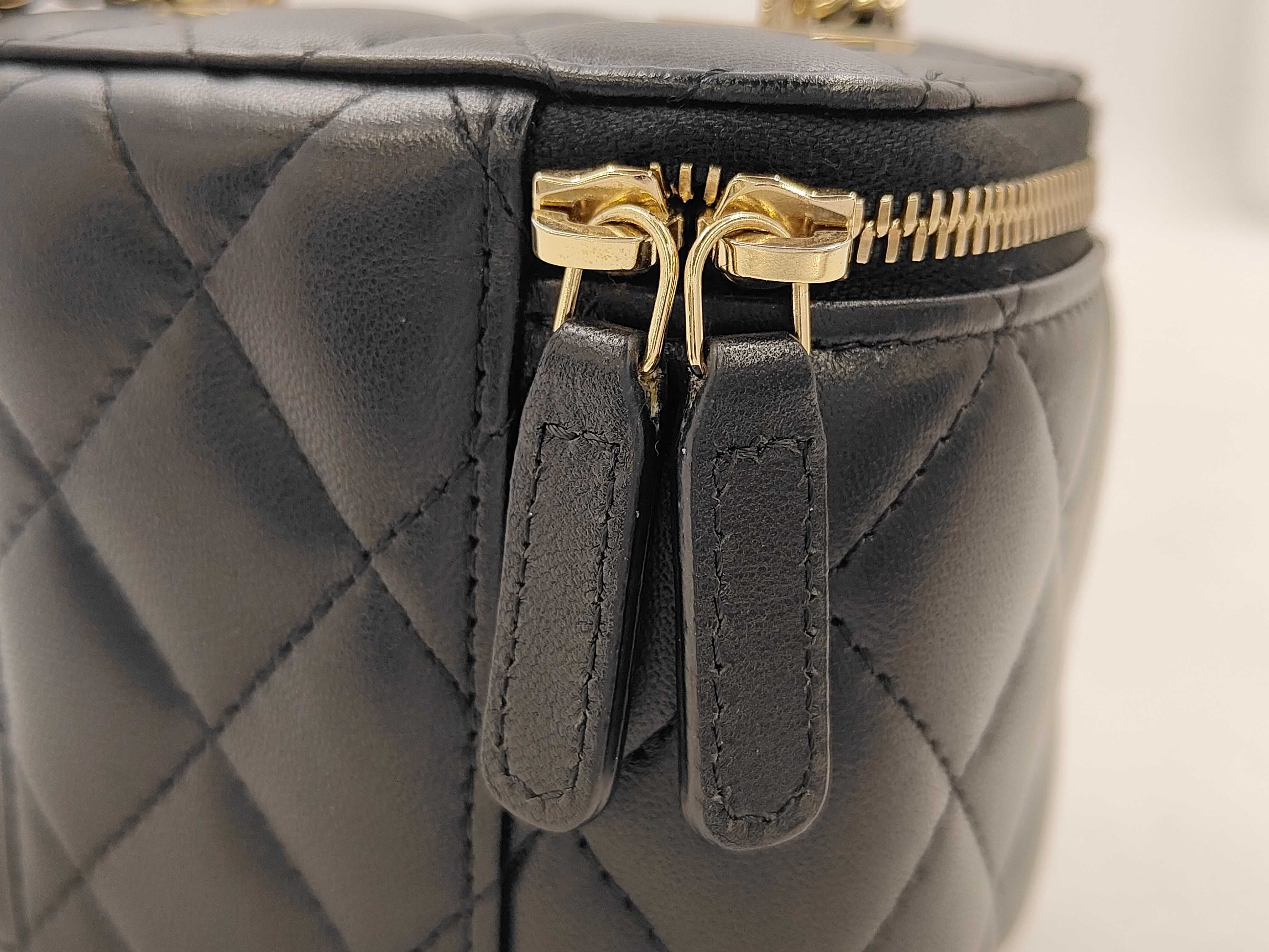 Pearl Vanity Case Mini Box Bag — view 8
