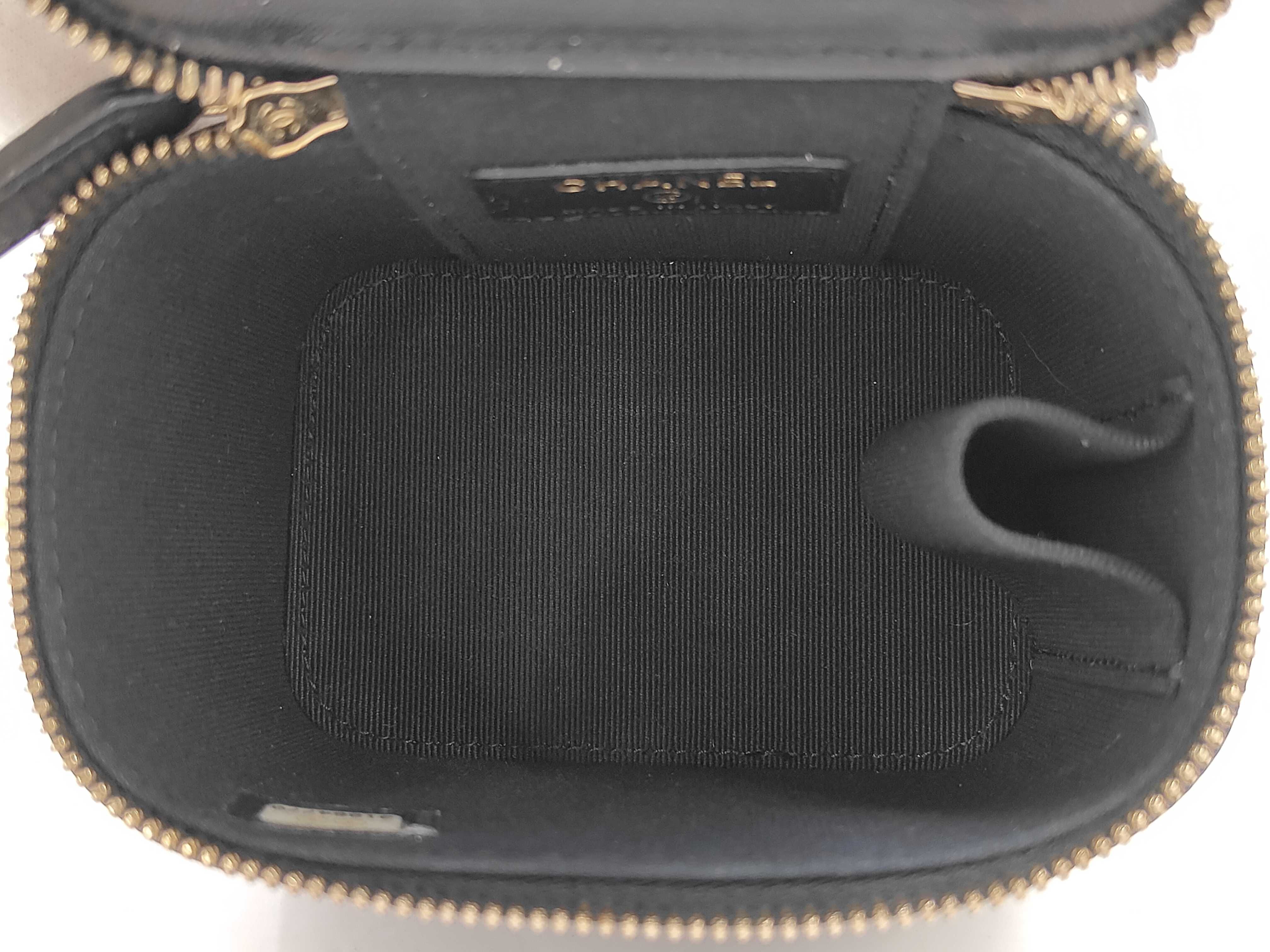 Pearl Vanity Case Mini Box Bag — view 9