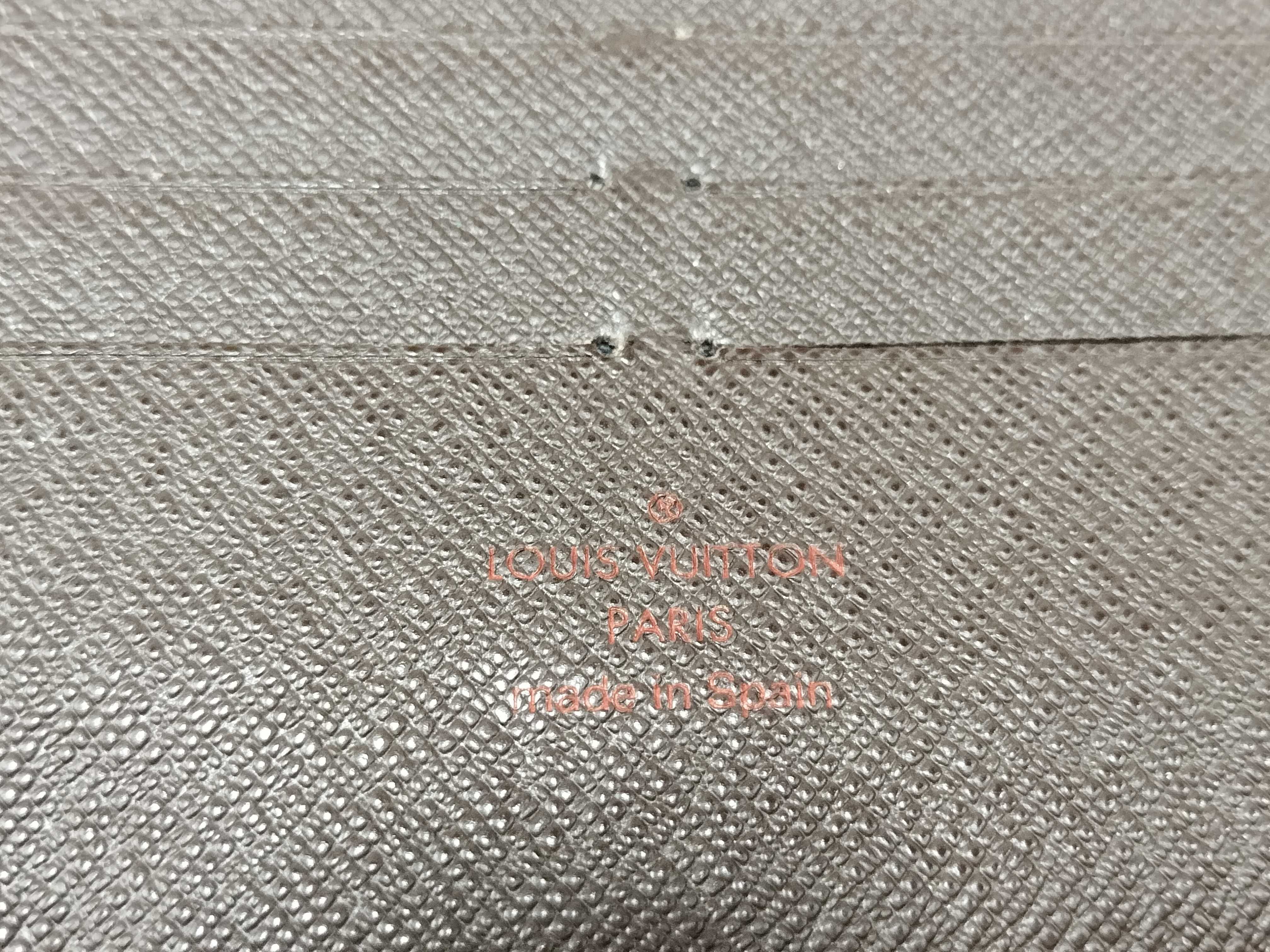 Damier Ebene Zippy Wallet Long Wallet Brown — view 15