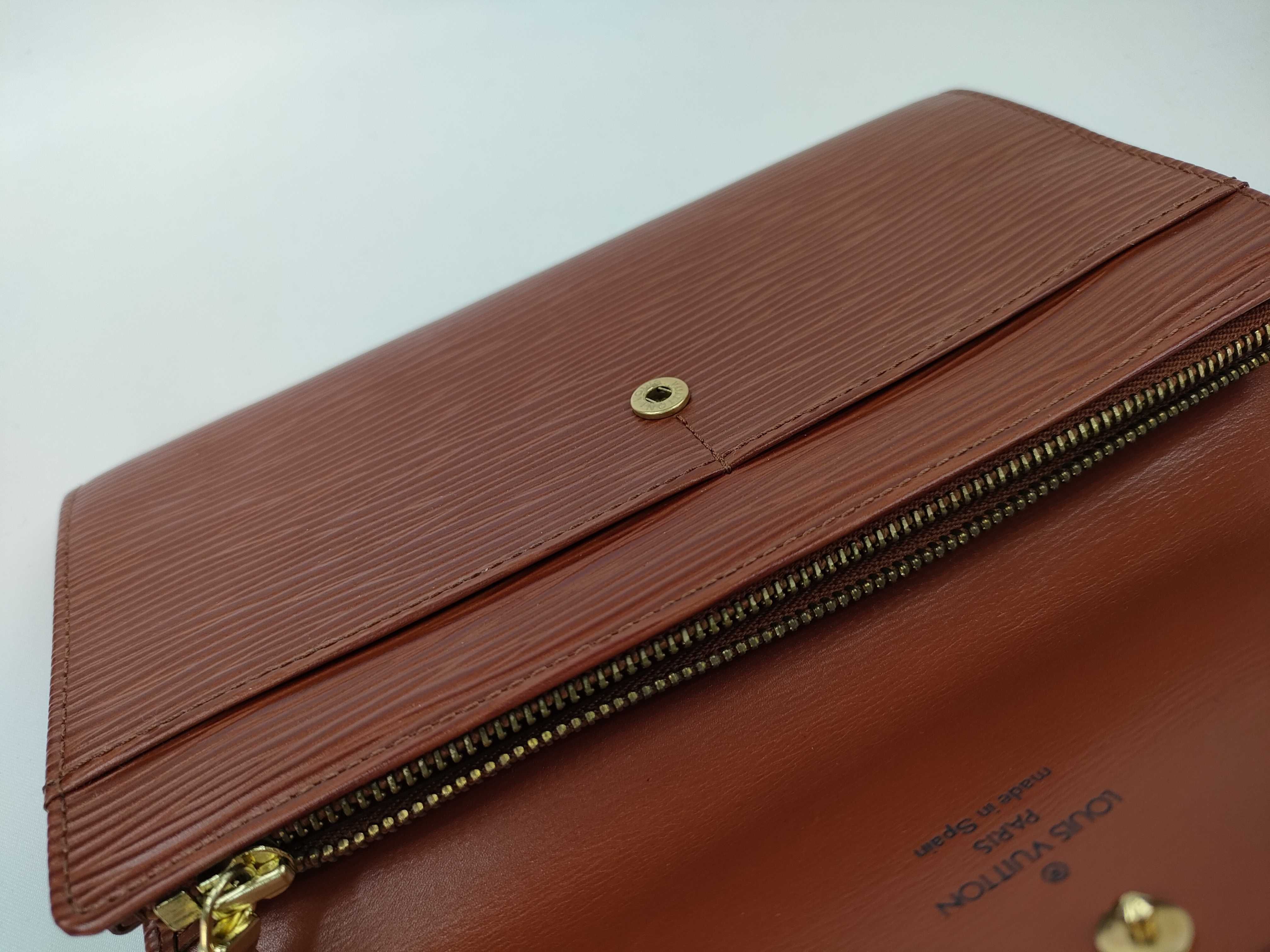 Epi M63573 Portemonnaie Cartes Credit Bi-fold Long Wallet — view 12