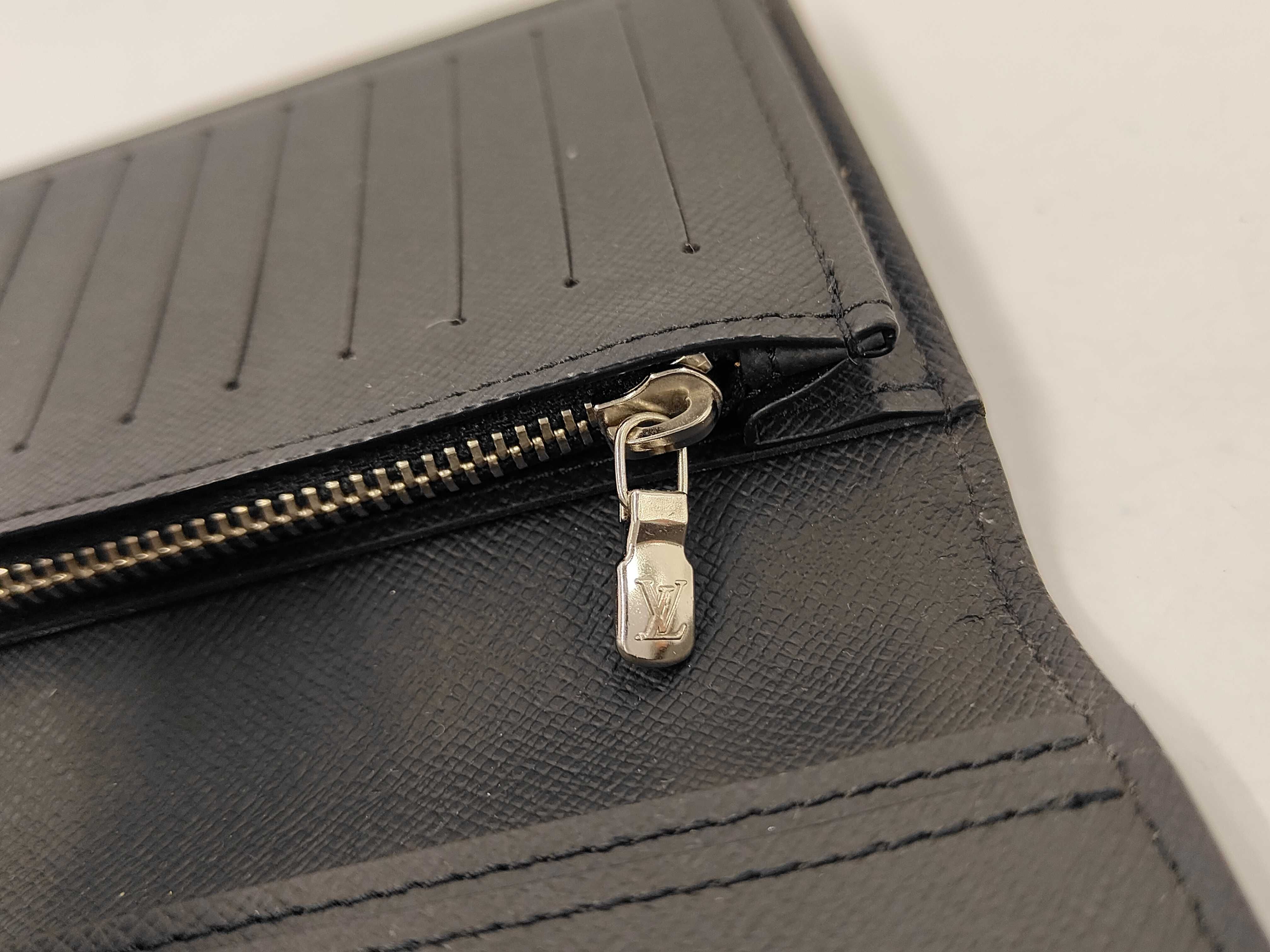 Epi Leather Portefeuille Brazza Noir MB1168 Wallet — view 8