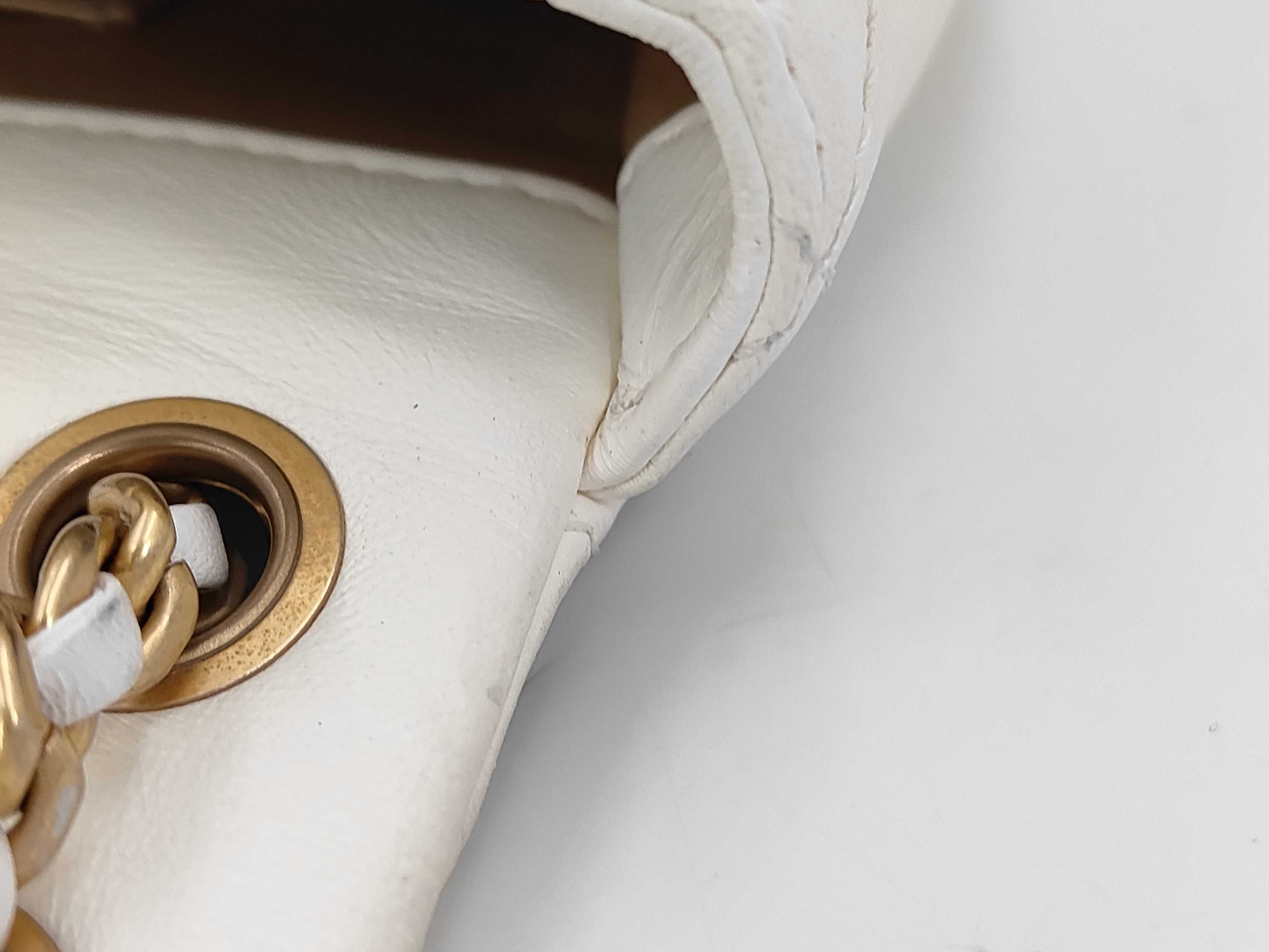 Matelassé Lambskin Chain Shoulder Bag with Gold Hardware (Random Serial Number) — view 9