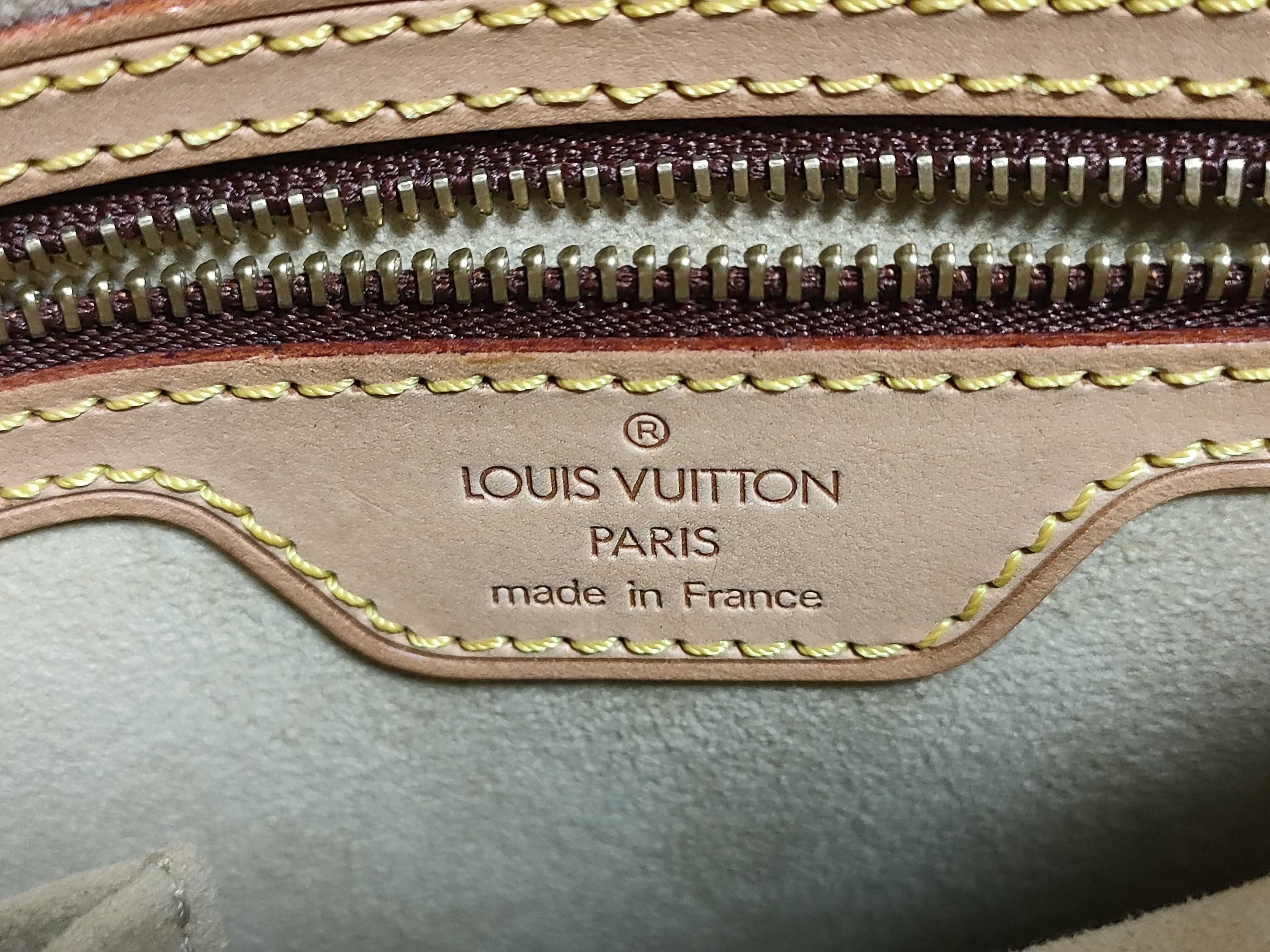 Monogram Louis Vuitton Looping MM M51146 Handbag — view 11