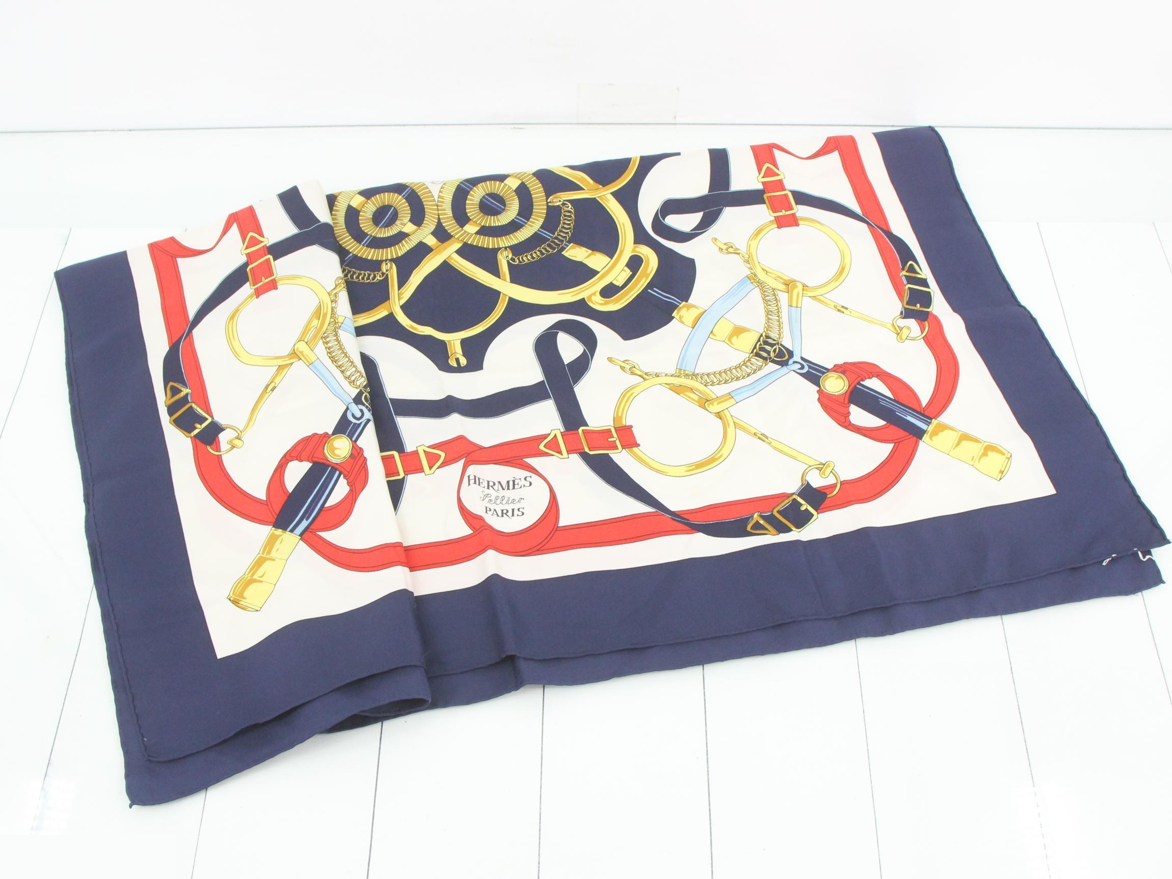 Carre 90 Golden Spur Silk Scarf — view 3
