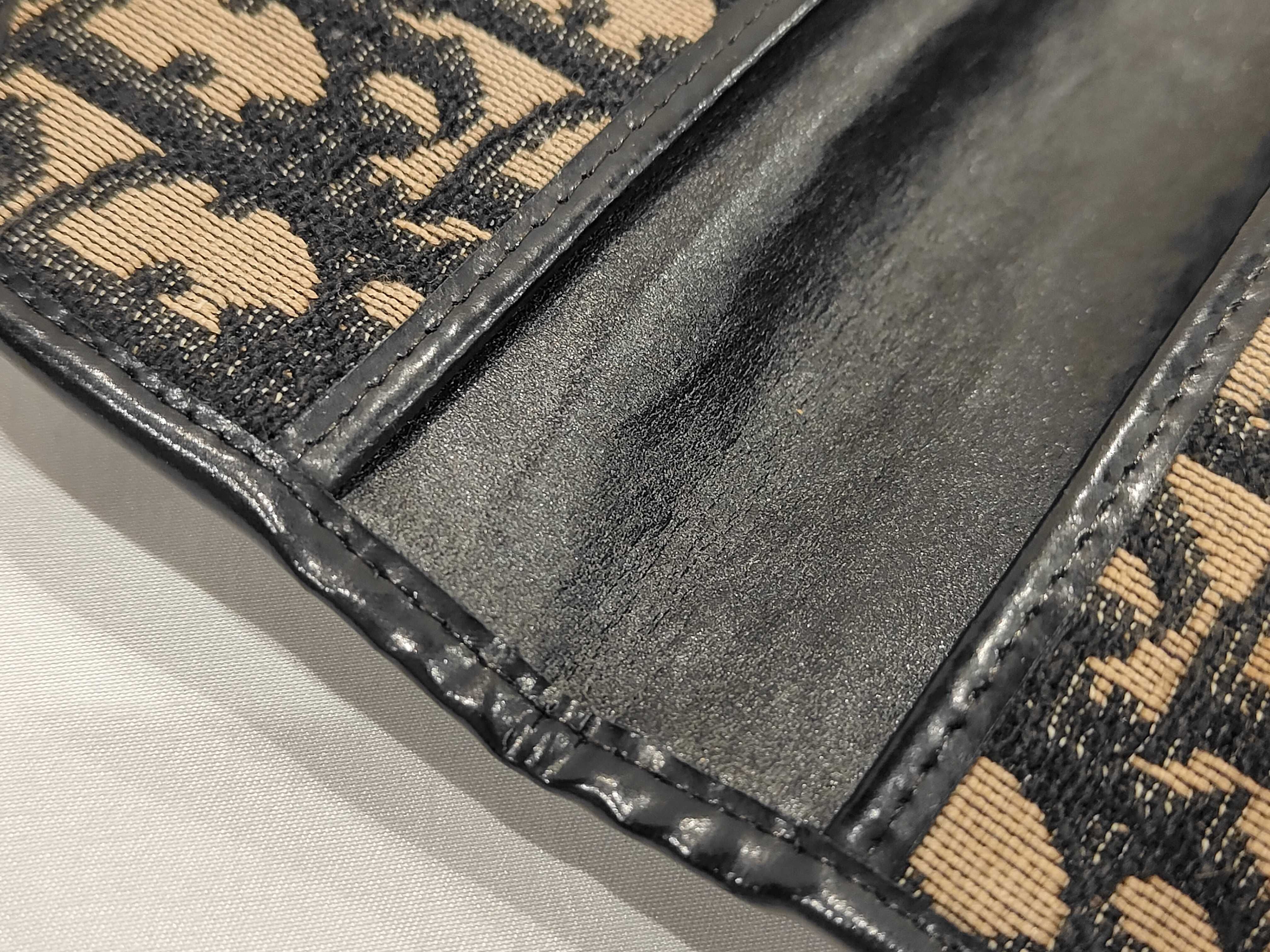 Trotter Second Bag Handbag — view 12