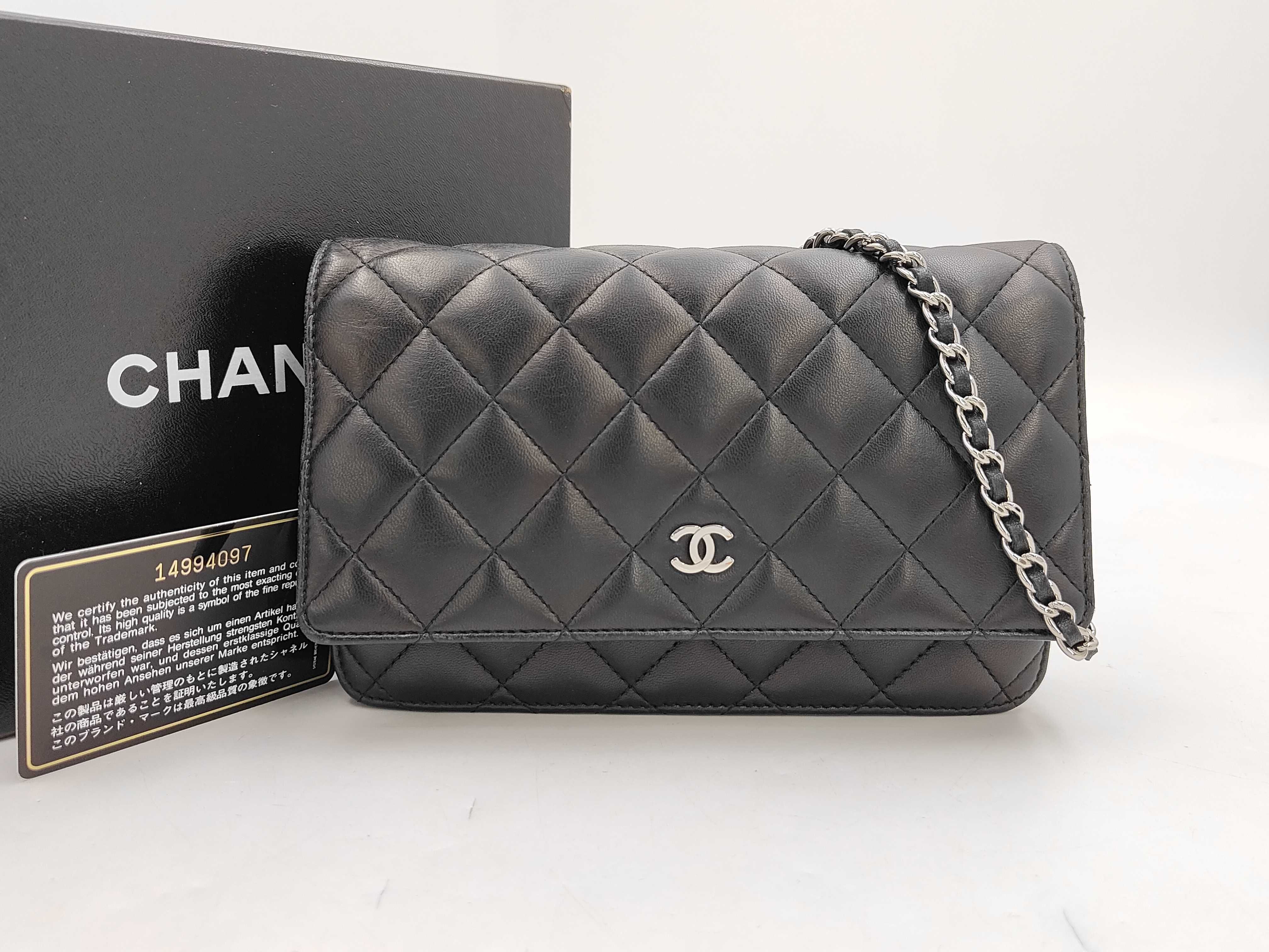 Chain Wallet Coco Mark Lambskin Serial Number 8 Shoulder Bag
