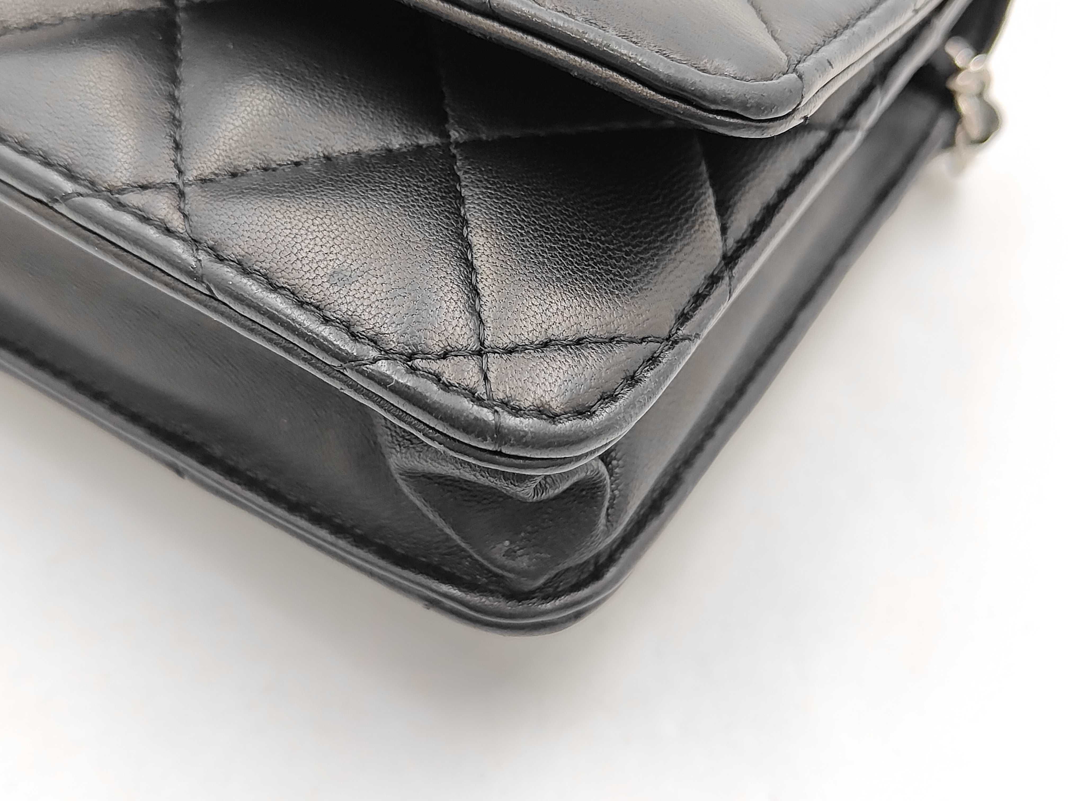 Chain Wallet Coco Mark Lambskin Serial Number 8 Shoulder Bag — view 3