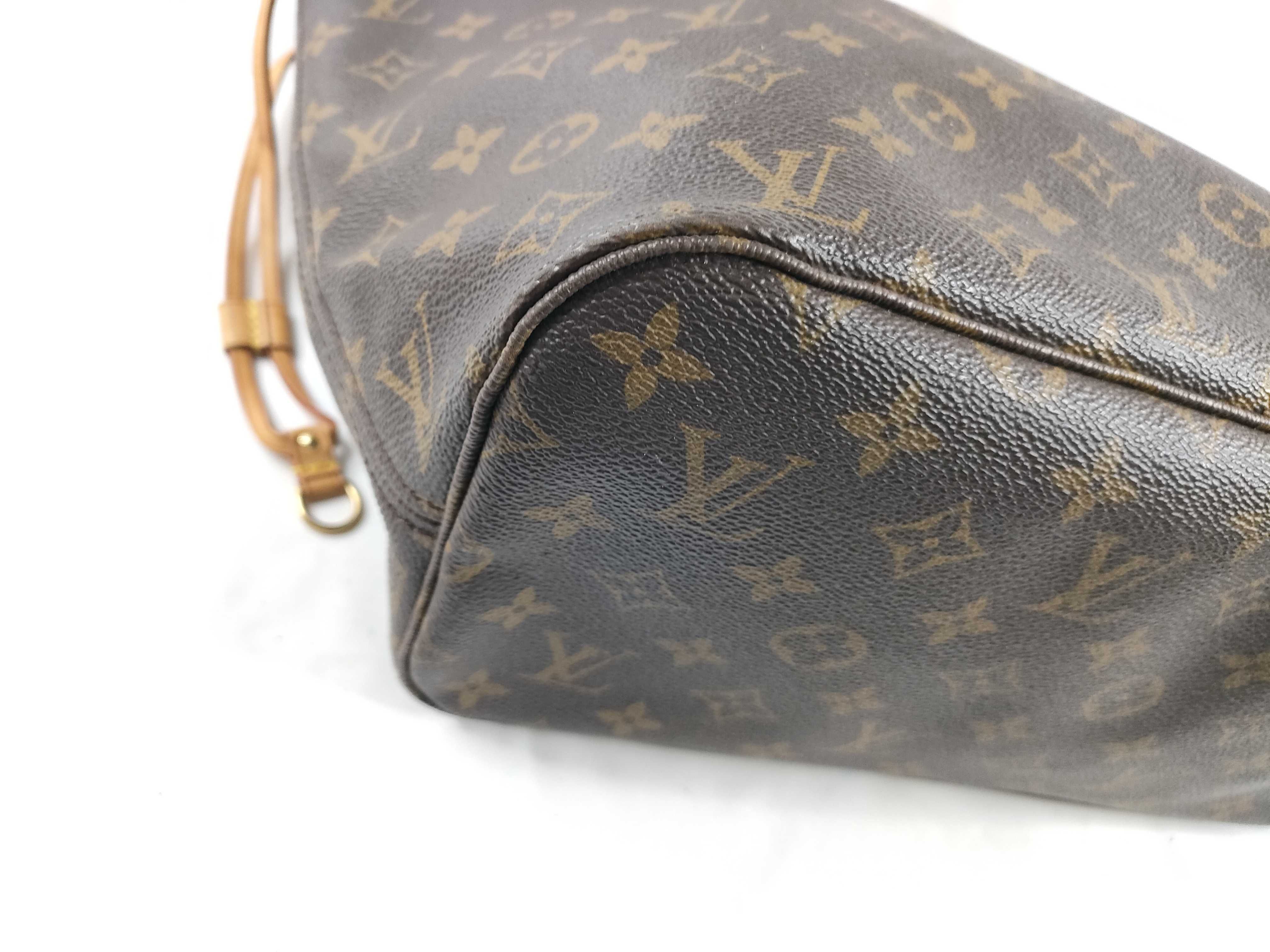 Monogram M40156 Neverfull MM Tote Bag — view 3