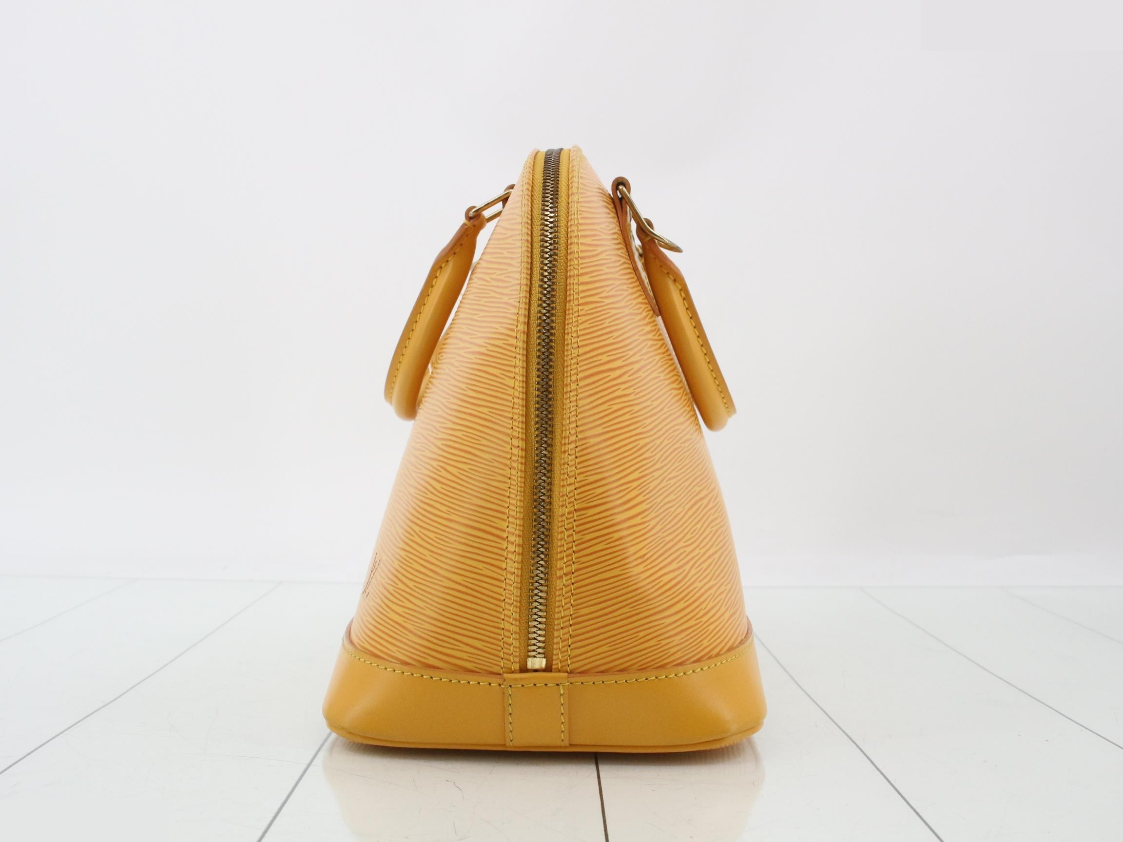 Epi Alma handbag — view 3