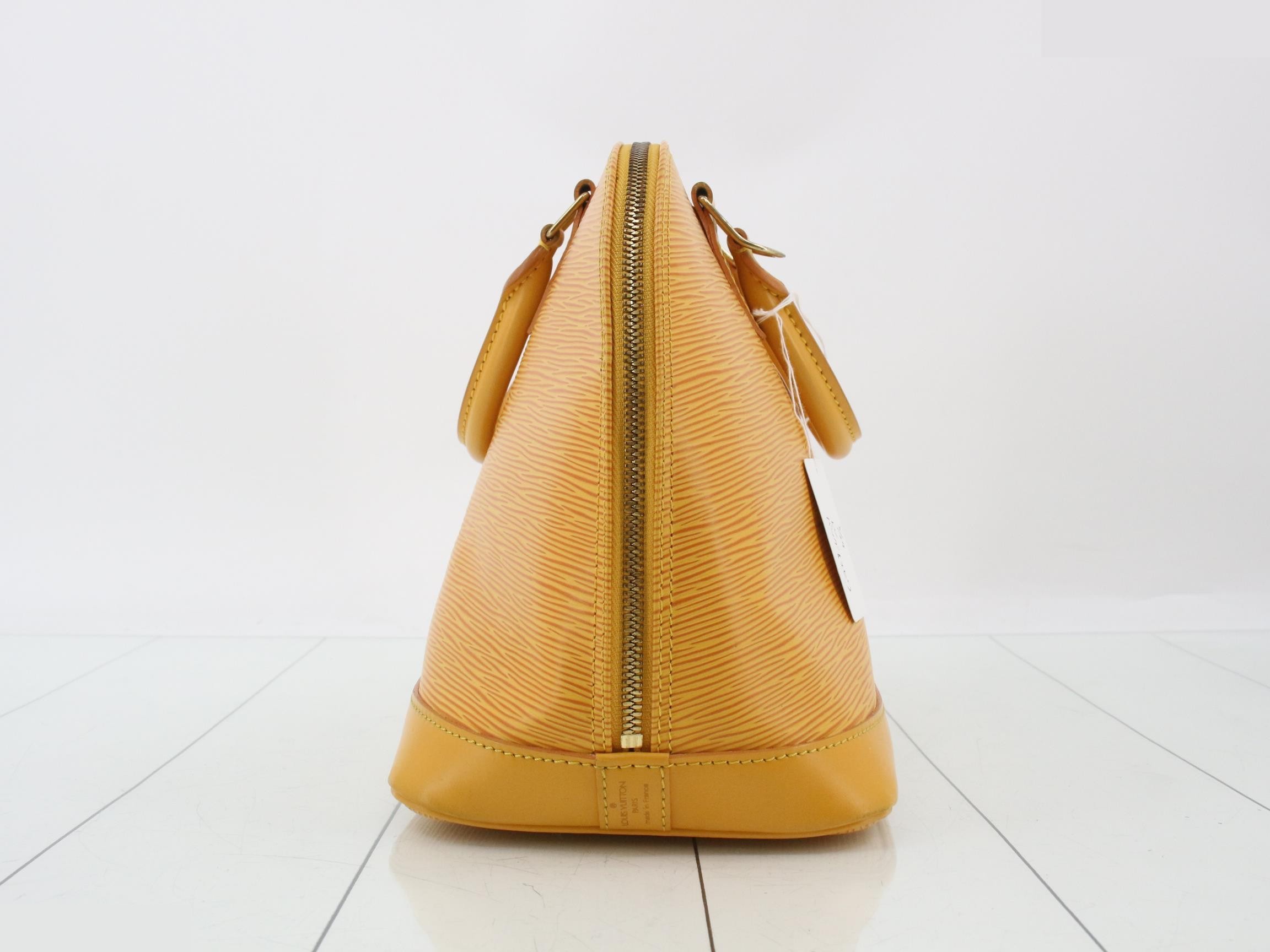 Epi Alma handbag — view 4