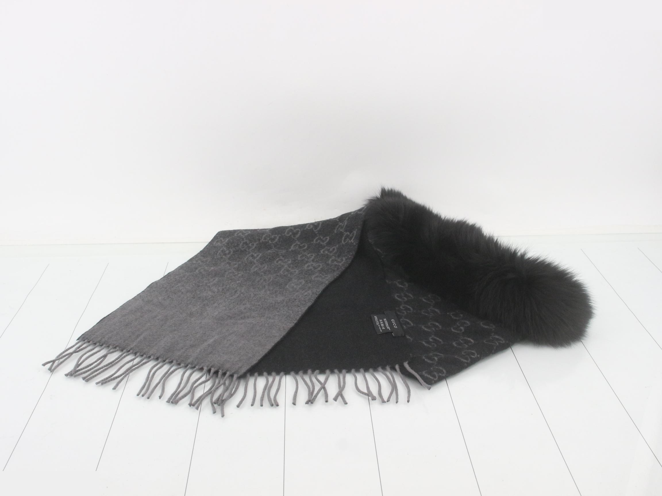 Fox, 100% Cashmere, Black — view 2