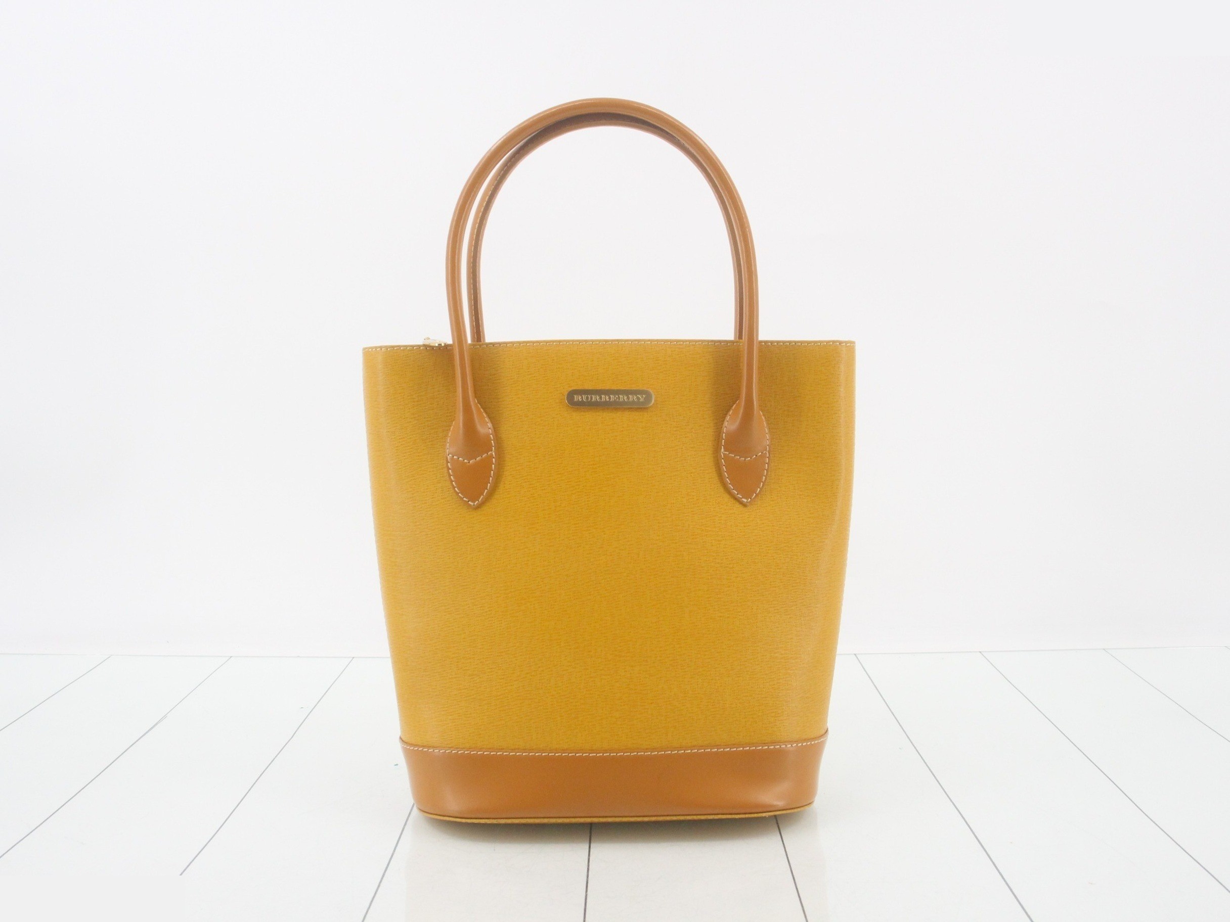 Leather handbag, yellow