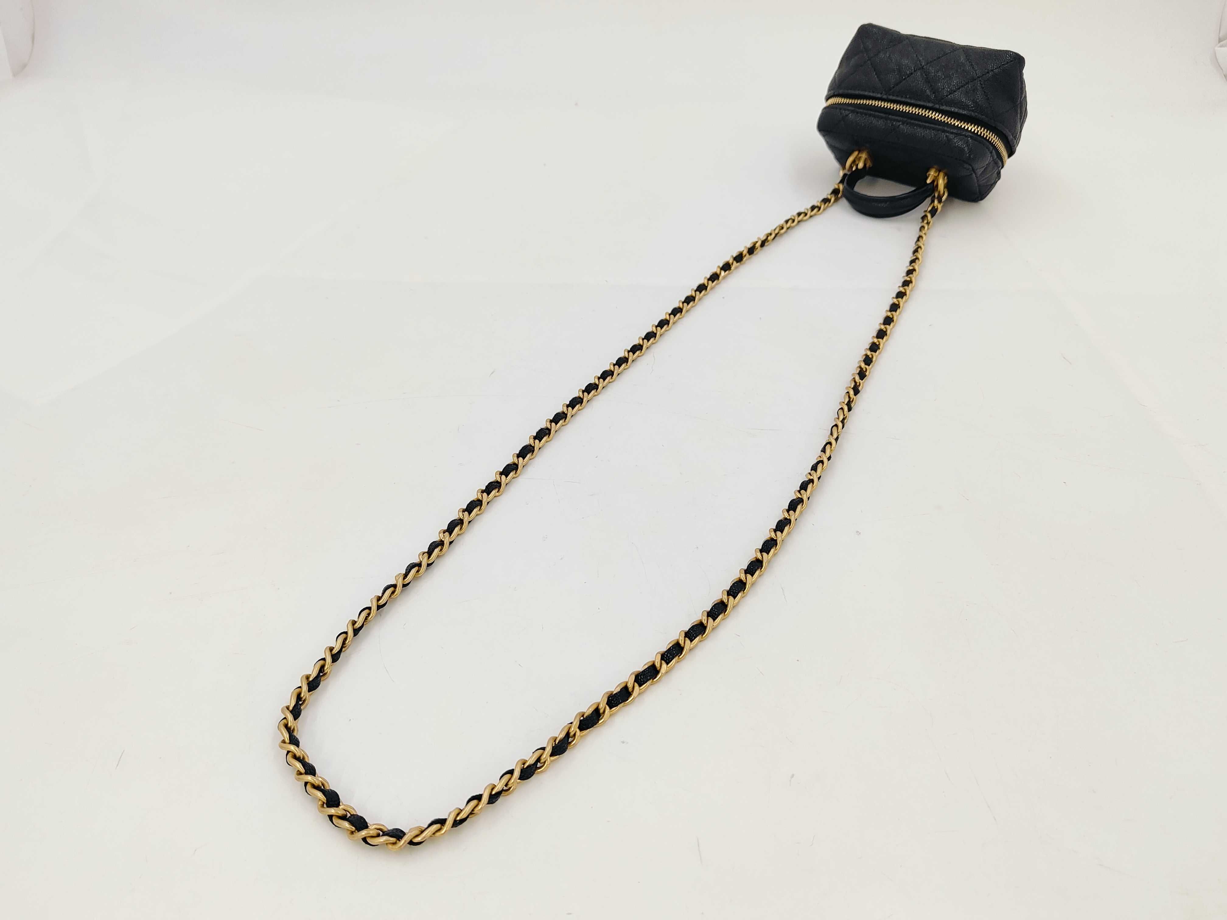 Box Chain Hand Shoulder Bag — view 3