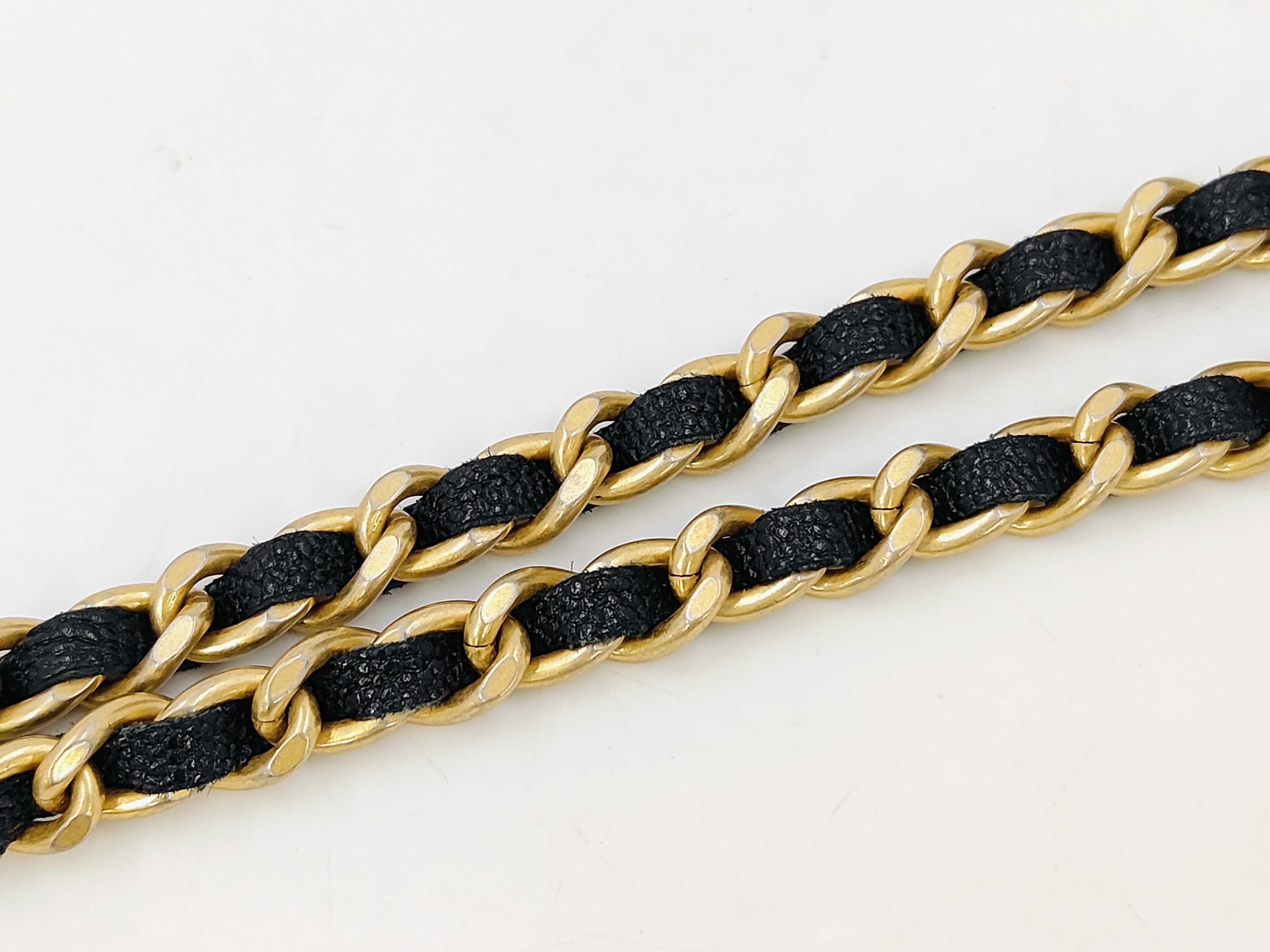 Box Chain Hand Shoulder Bag — view 4