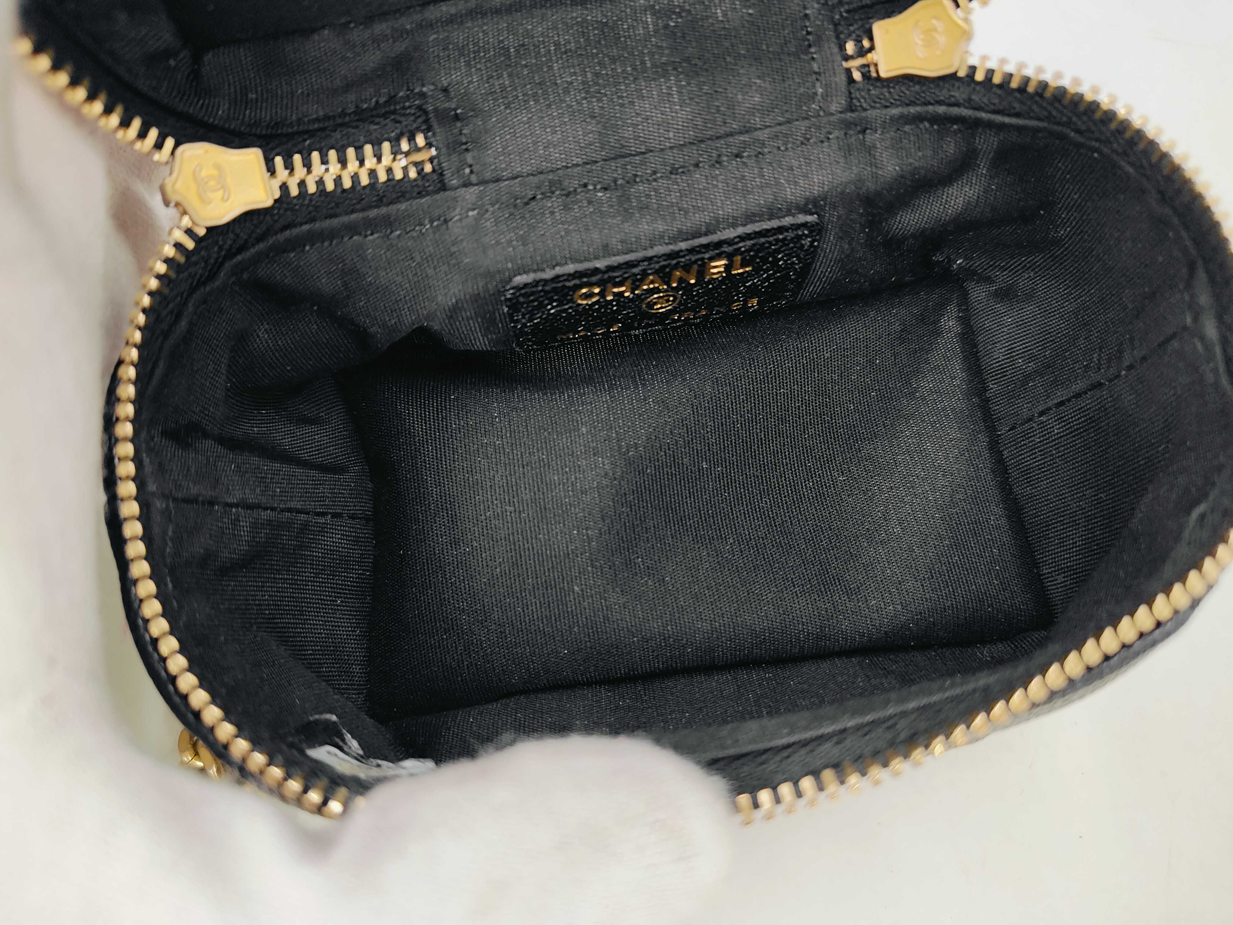 Box Chain Hand Shoulder Bag — view 8
