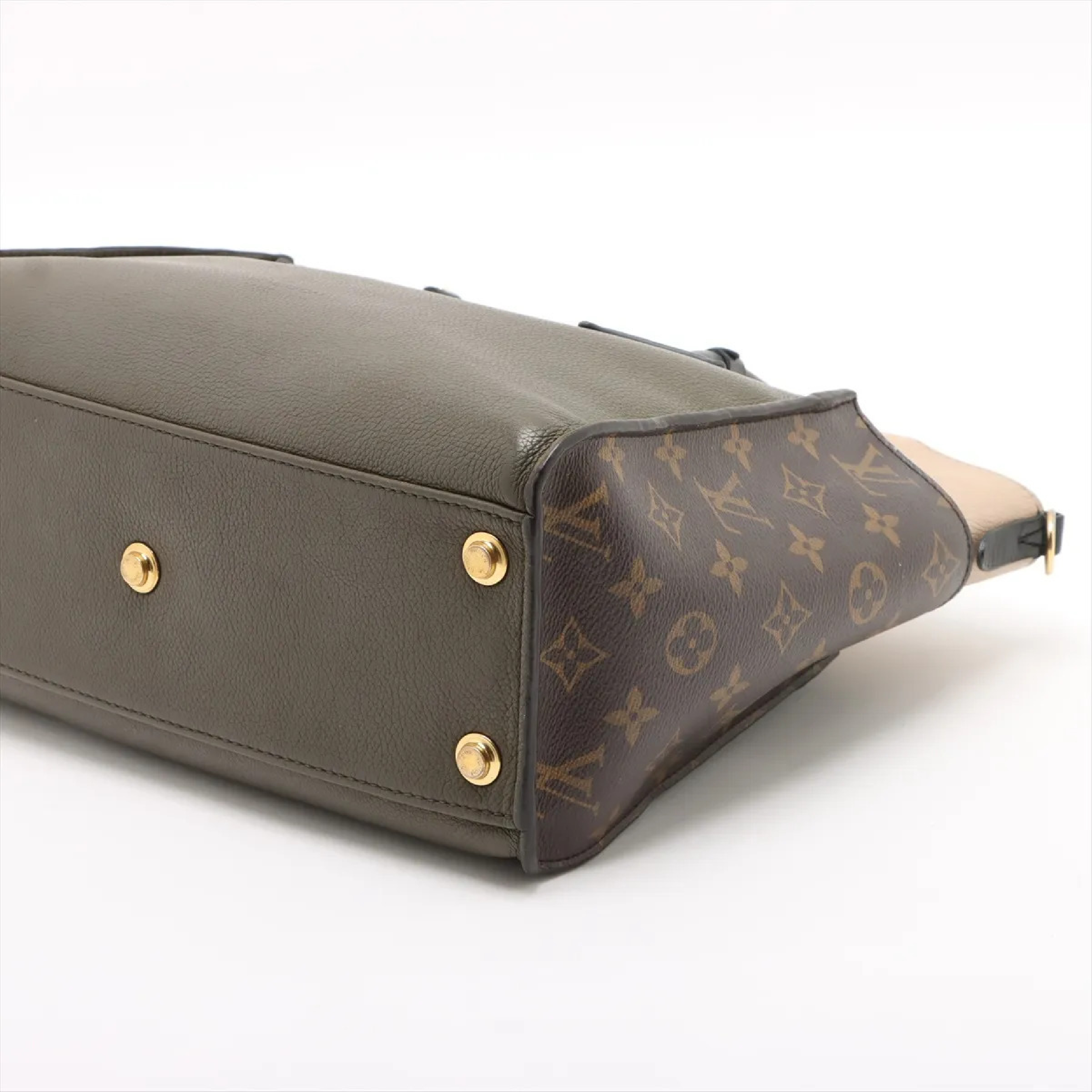 Monogram x Leather On My Side MM M55302 Handbag — view 4