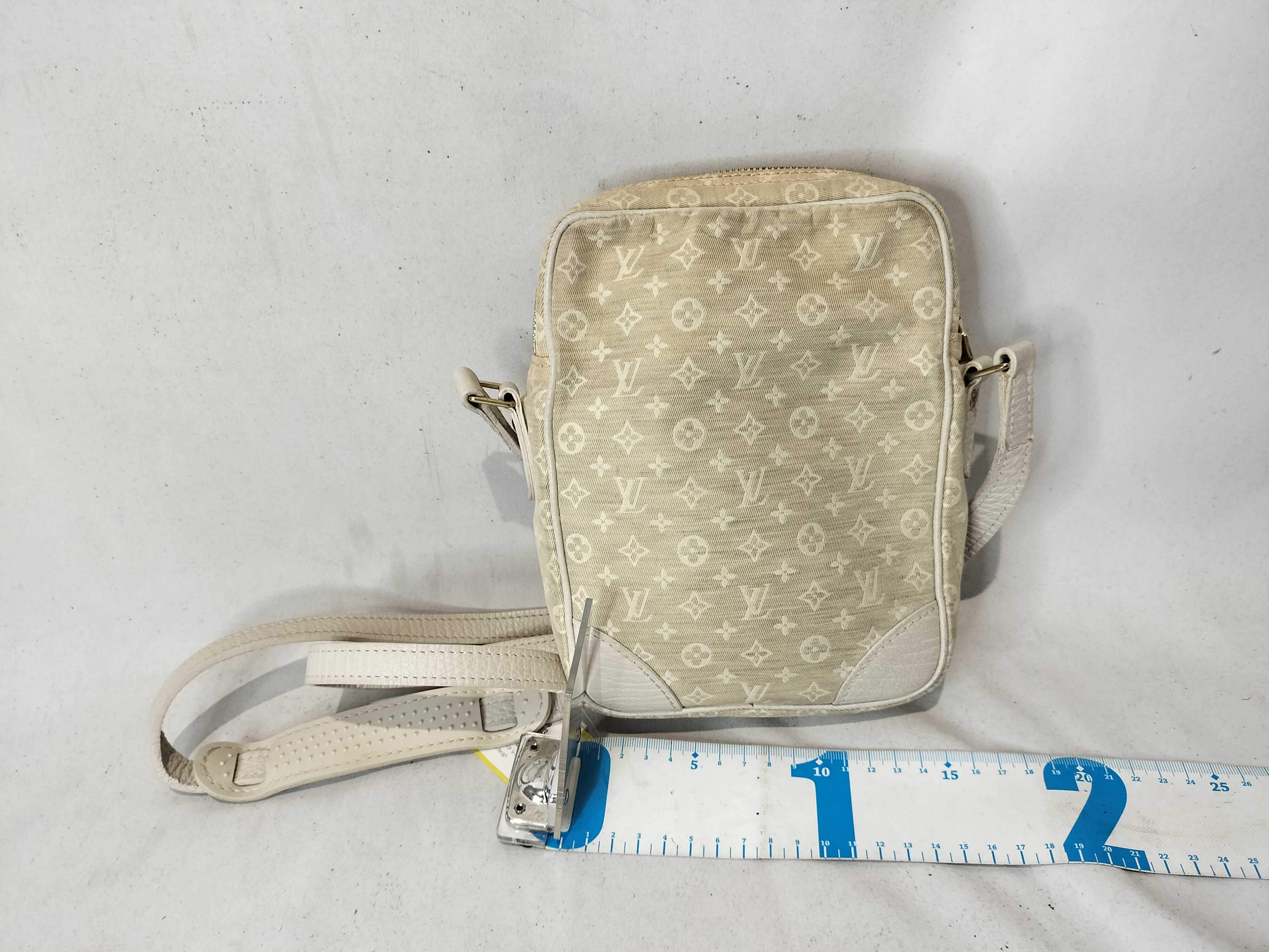 Monogram Mini Lin M95318 Danube Shoulder Bag White Shoulder Bag — view 2